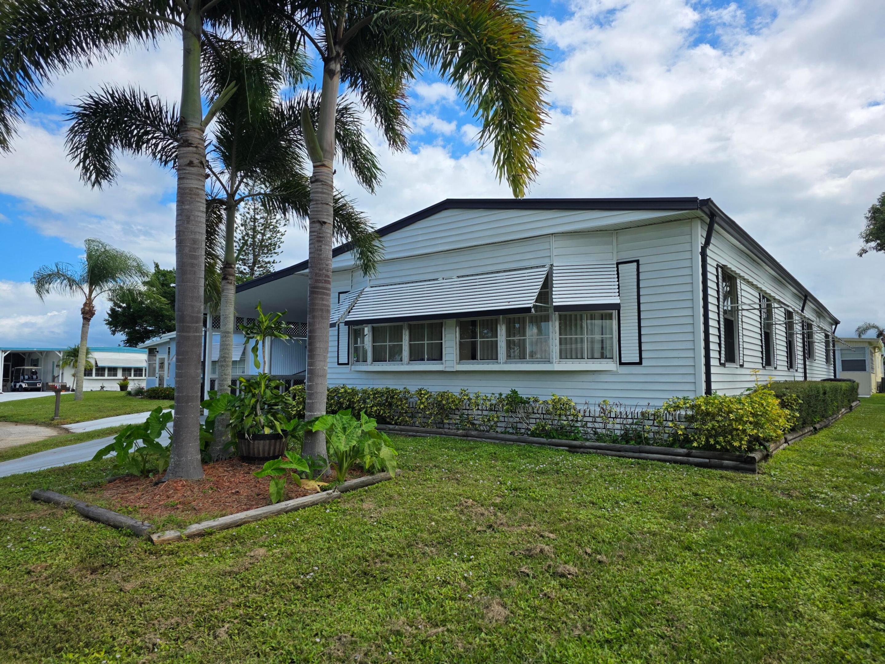 Spanish Lakes Golf Village - Residential