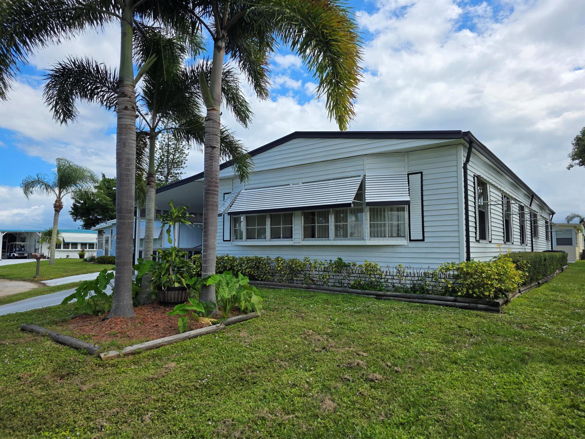 Spanish Lakes Golf Villag - Residential
