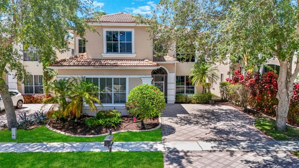 Photo of 9737 Vineyard Court, Boca Raton, FL 33428 (MLS # R10991342)