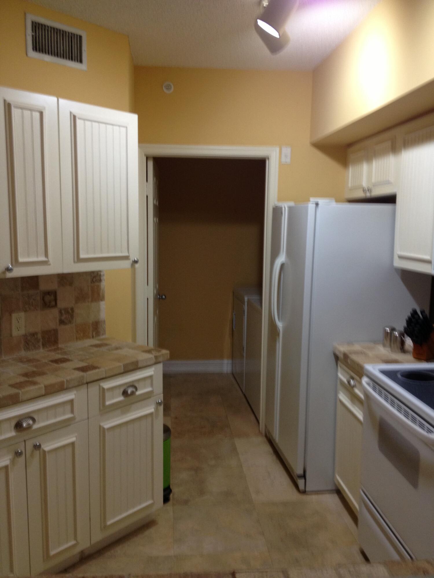 Properties 11760 SW SAINT ANDREWS Place 103
