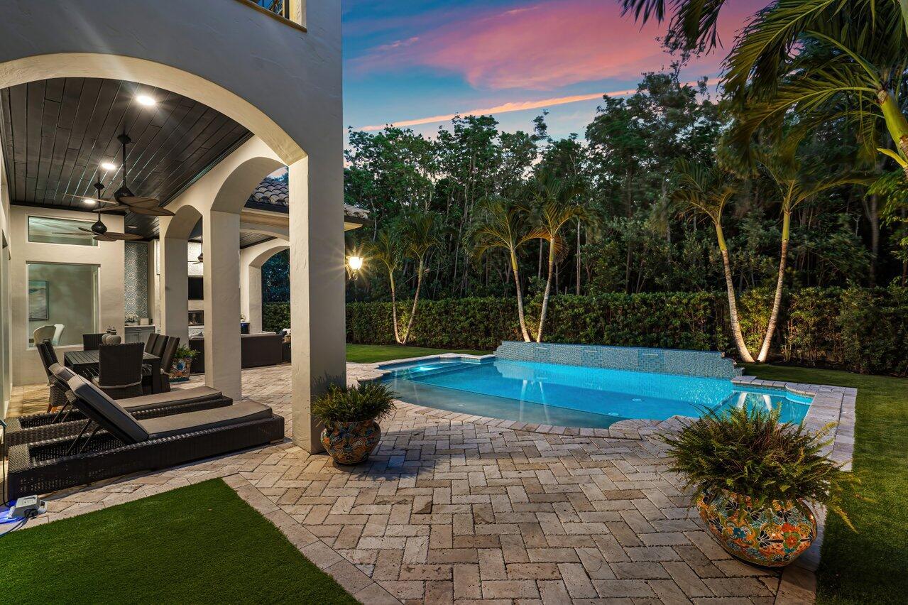 OCEAN COVE - Residential