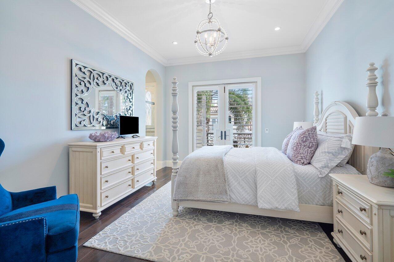 OCEAN COVE - Residential