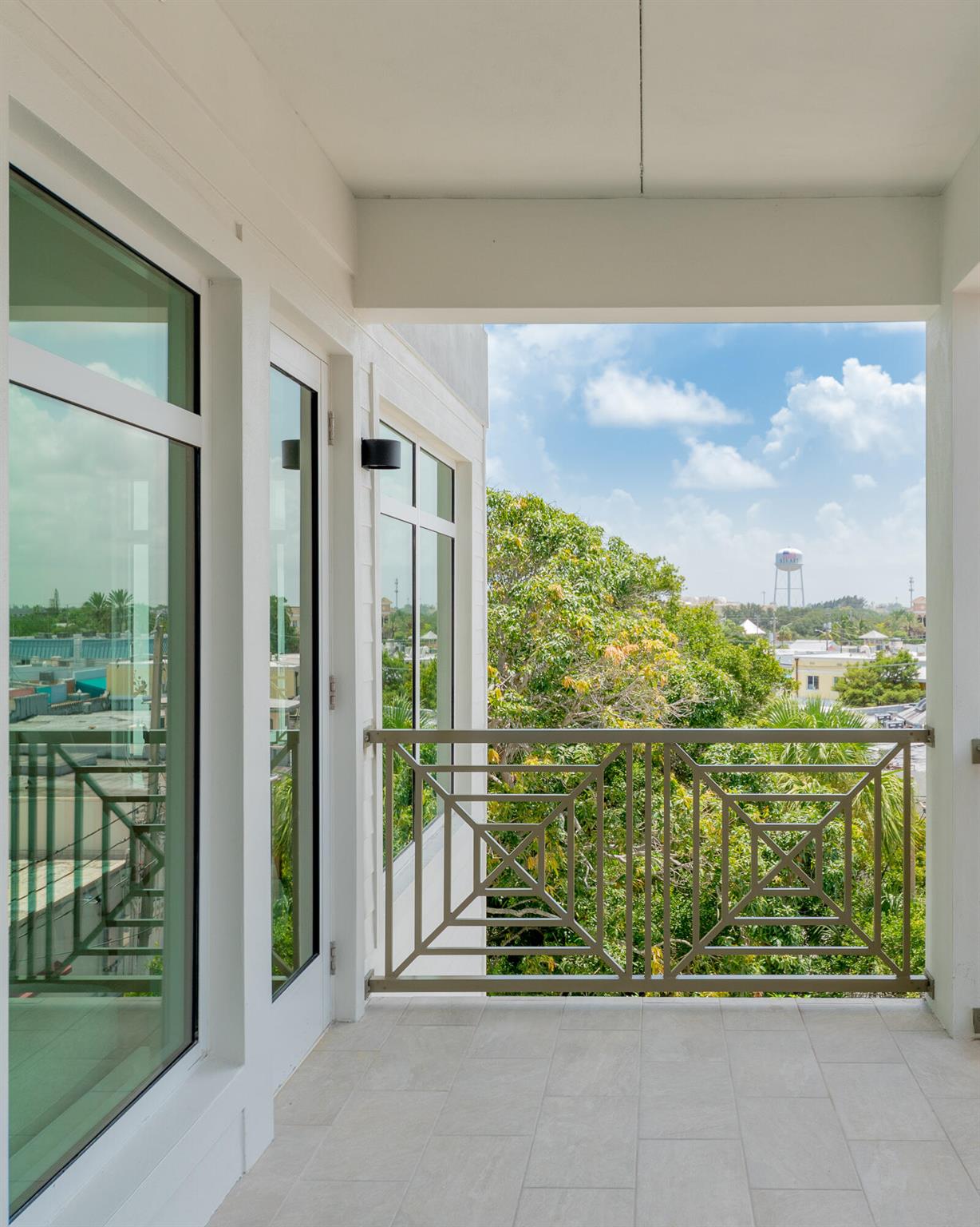 SAILFISH COVE CONDOMINIUM - Residential Lease
