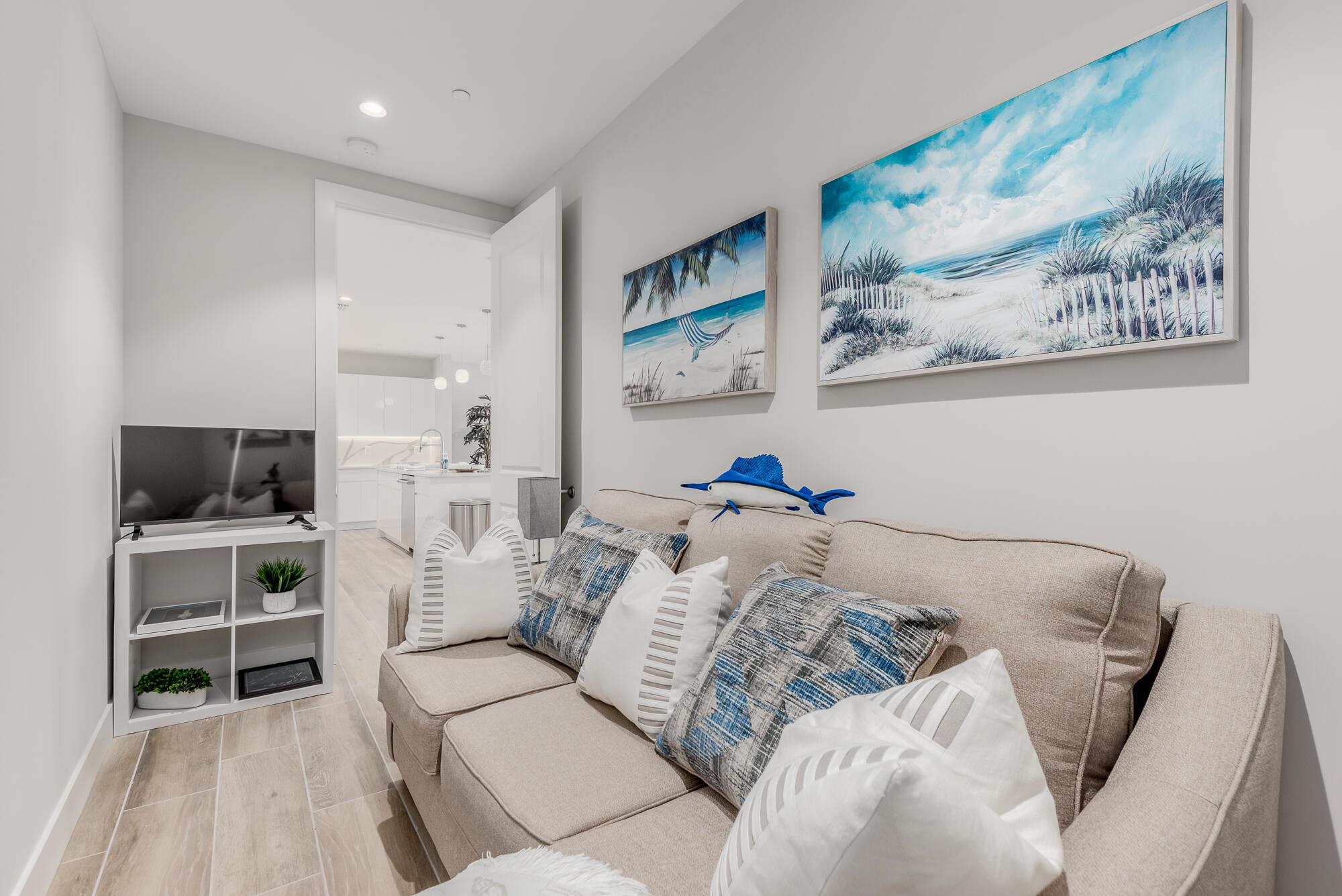SAILFISH COVE CONDOMINIUM - Residential Lease