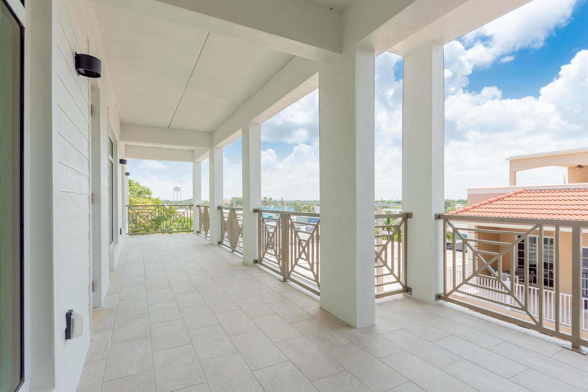 SAILFISH COVE CONDOMINIUM - Residential Lease