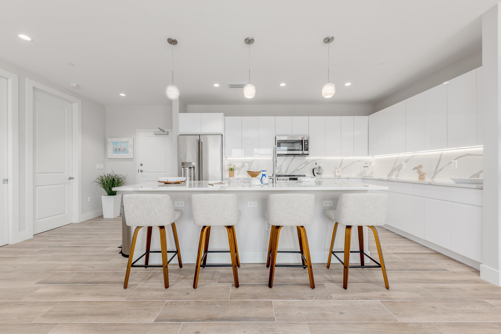 SAILFISH COVE CONDOMINIUM - Residential Lease