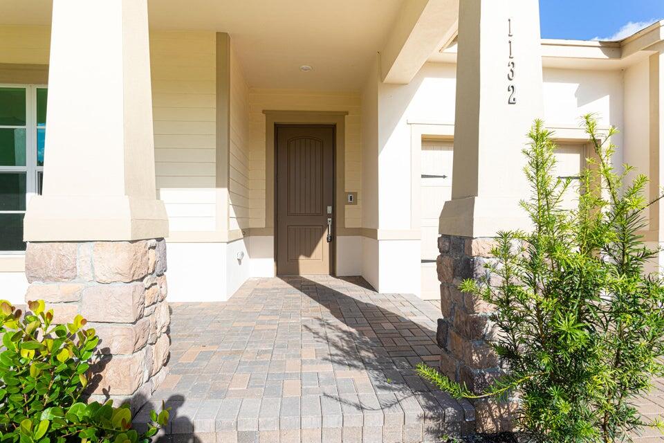 View photos, virtual tours, details... 1132 Haywagon Trail