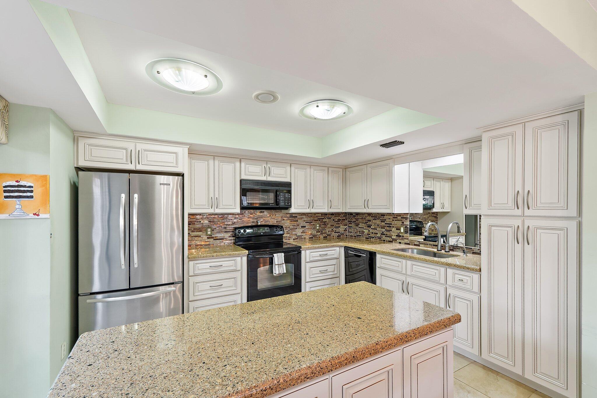 GOLF VILLAS CONDO - Residential