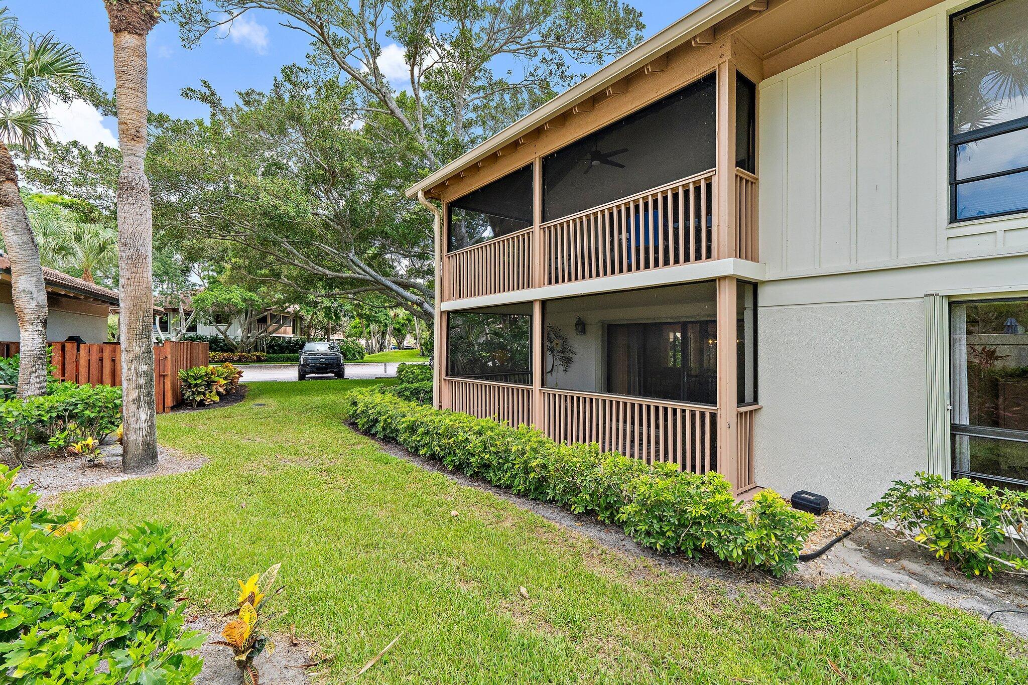 GOLF VILLAS CONDO - Residential