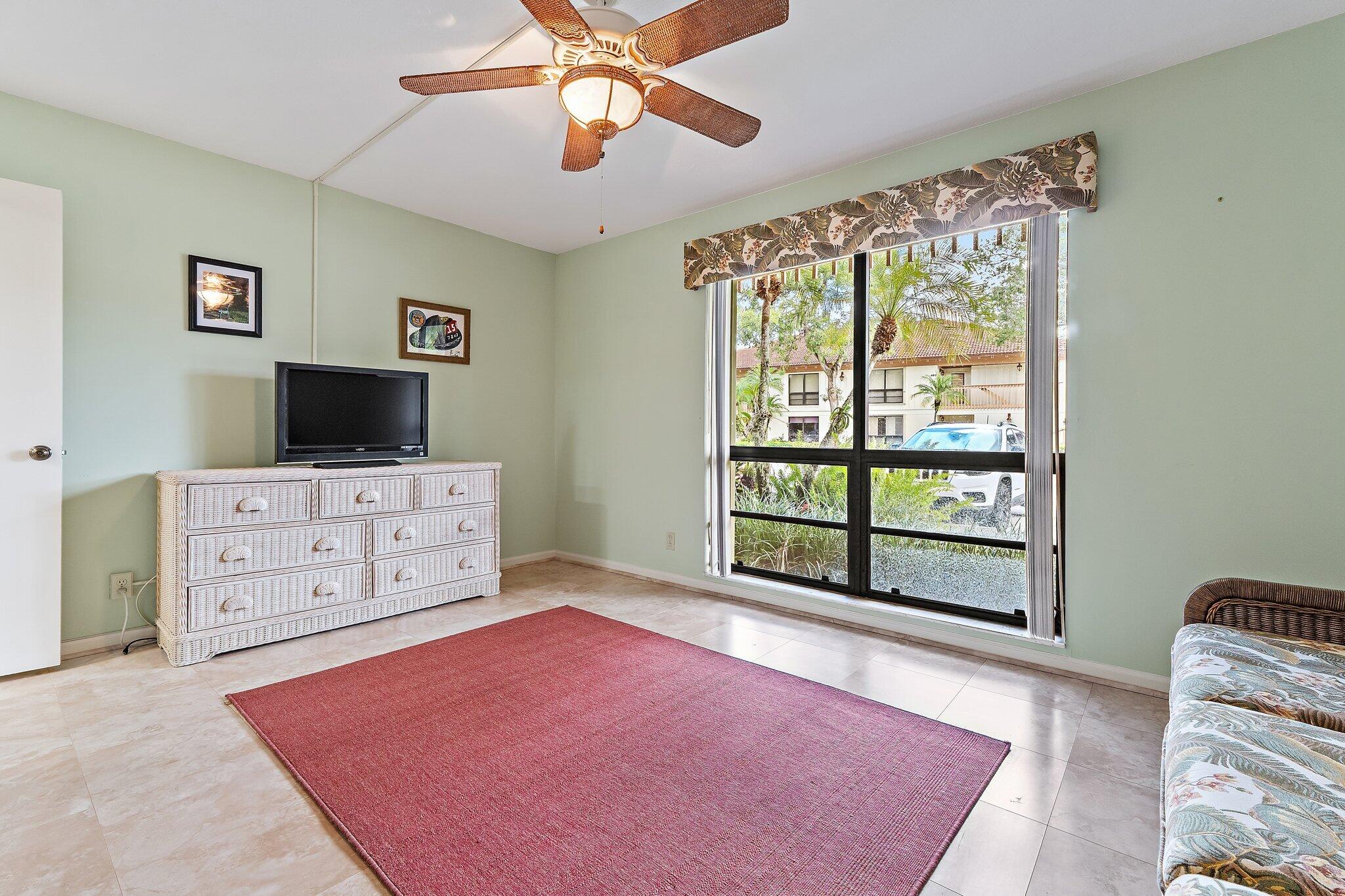 GOLF VILLAS CONDO - Residential