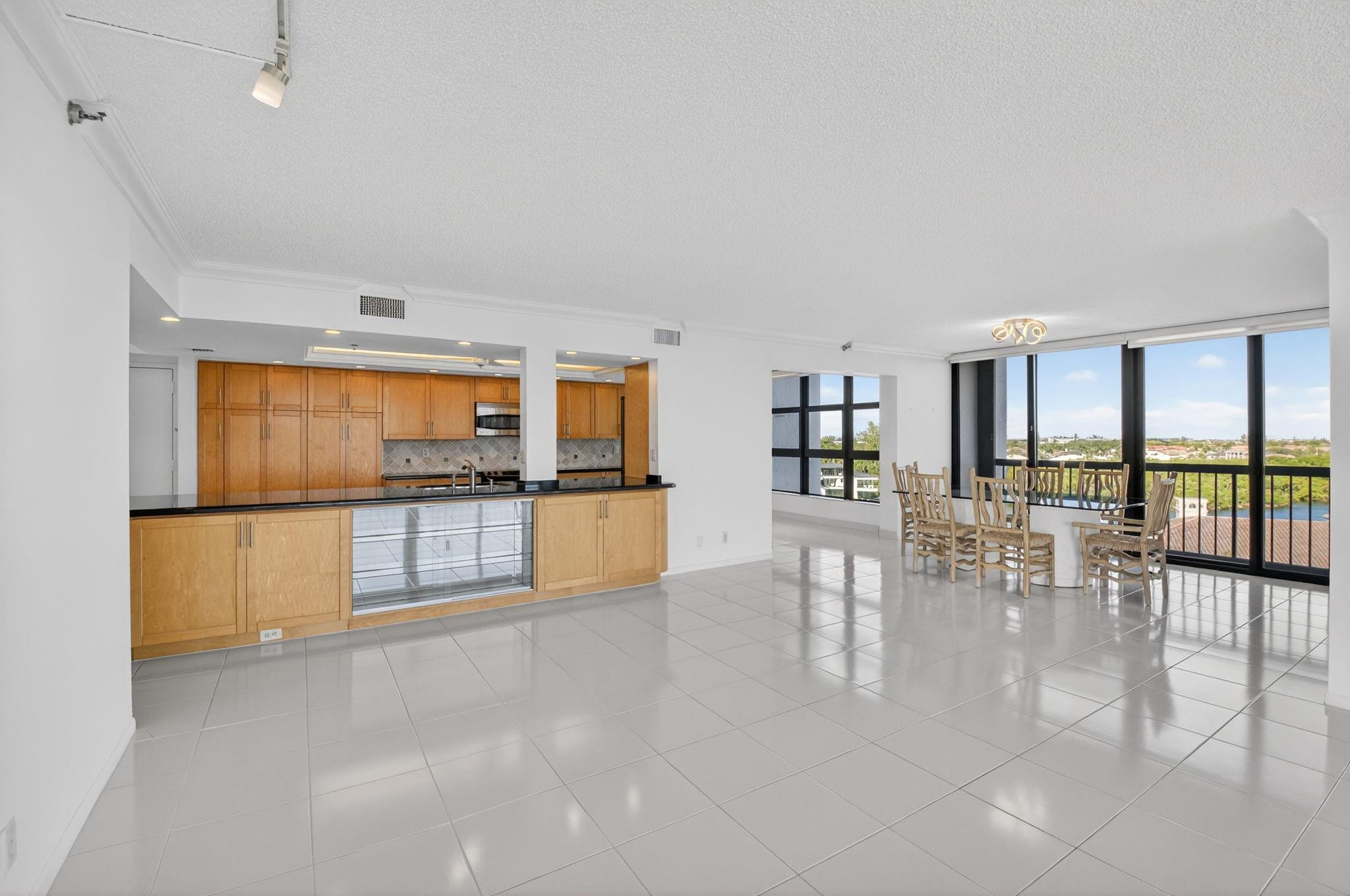 BRAEMAR ISLE - Residential