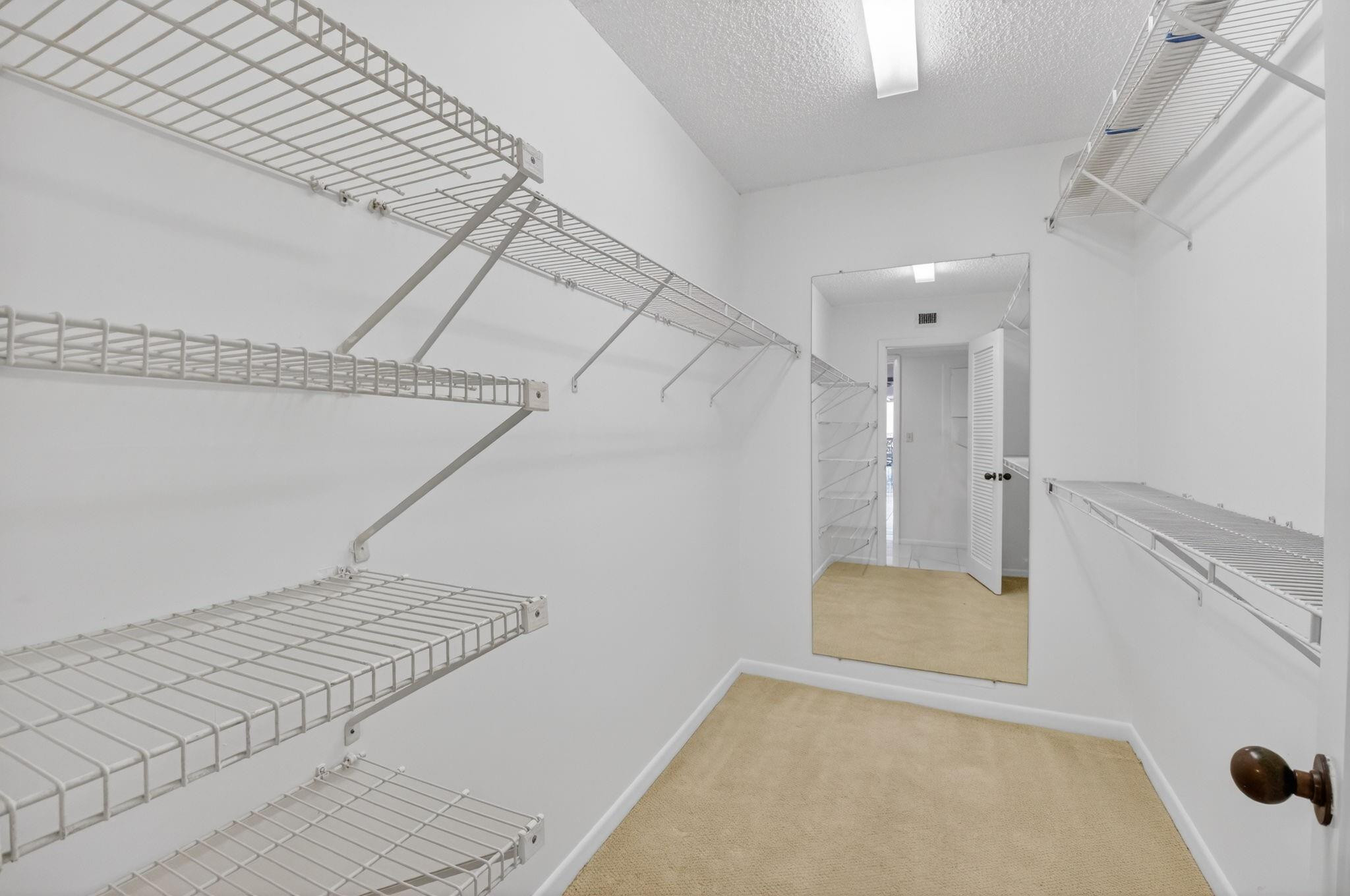 BRAEMAR ISLE - Residential