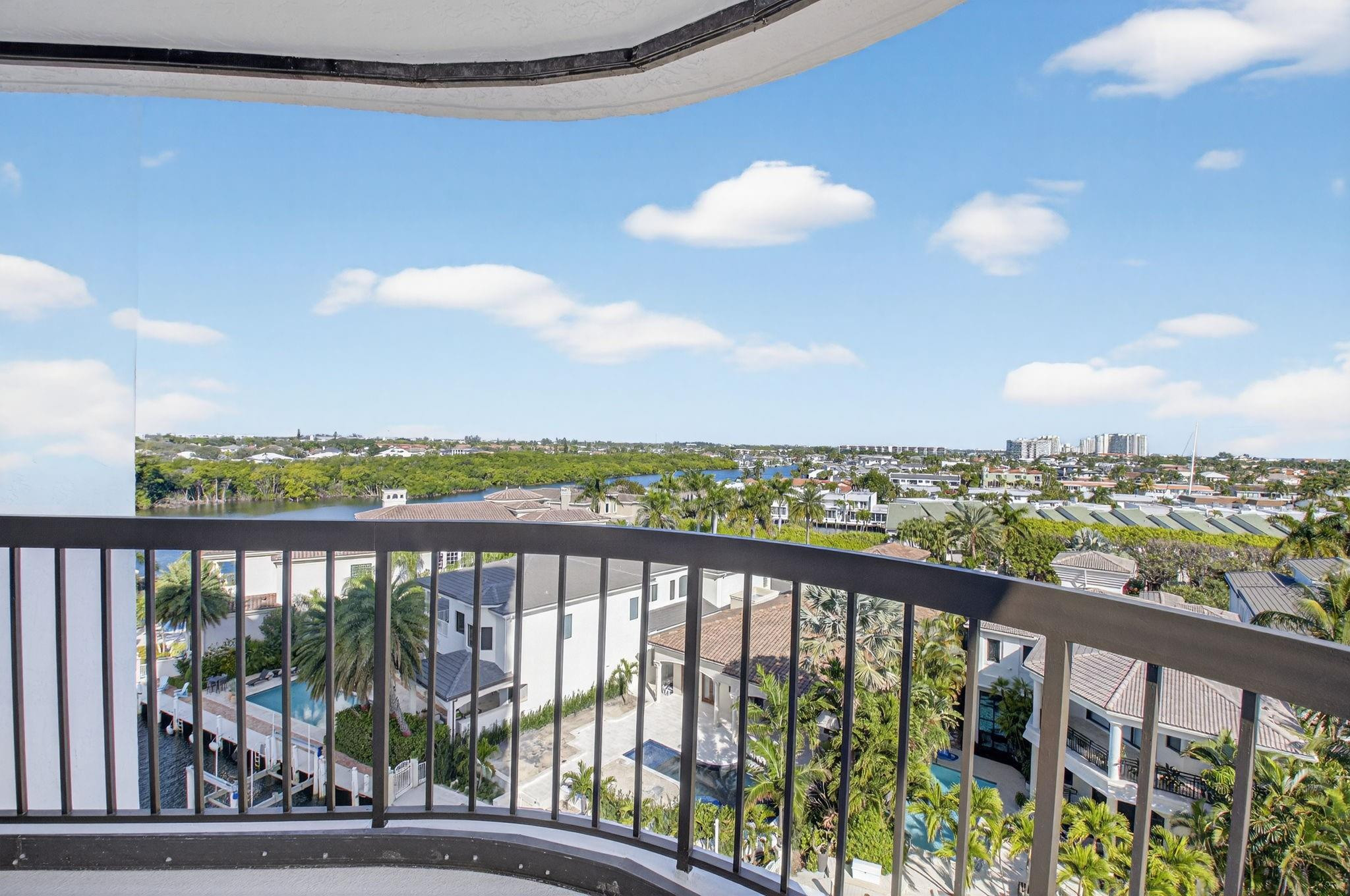 BRAEMAR ISLE - Residential