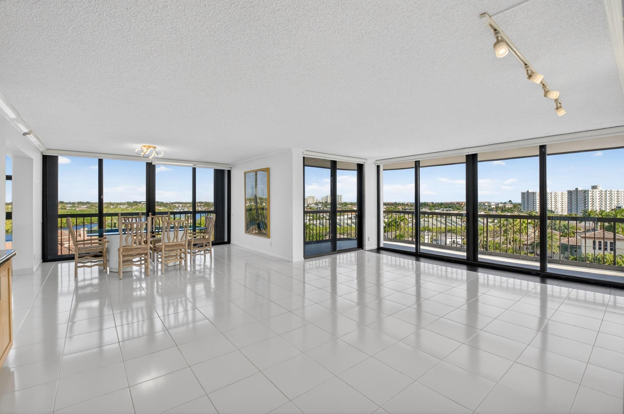 BRAEMAR ISLE - Residential