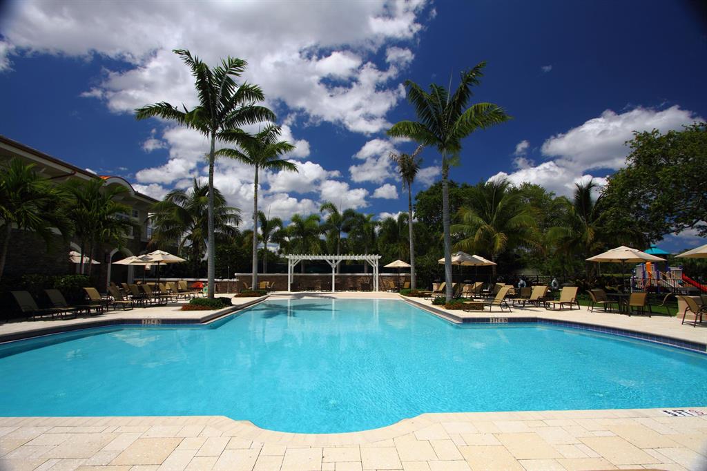 DELAIRE COUNTRY CLUB - Residential