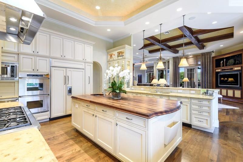 DELAIRE COUNTRY CLUB - Residential