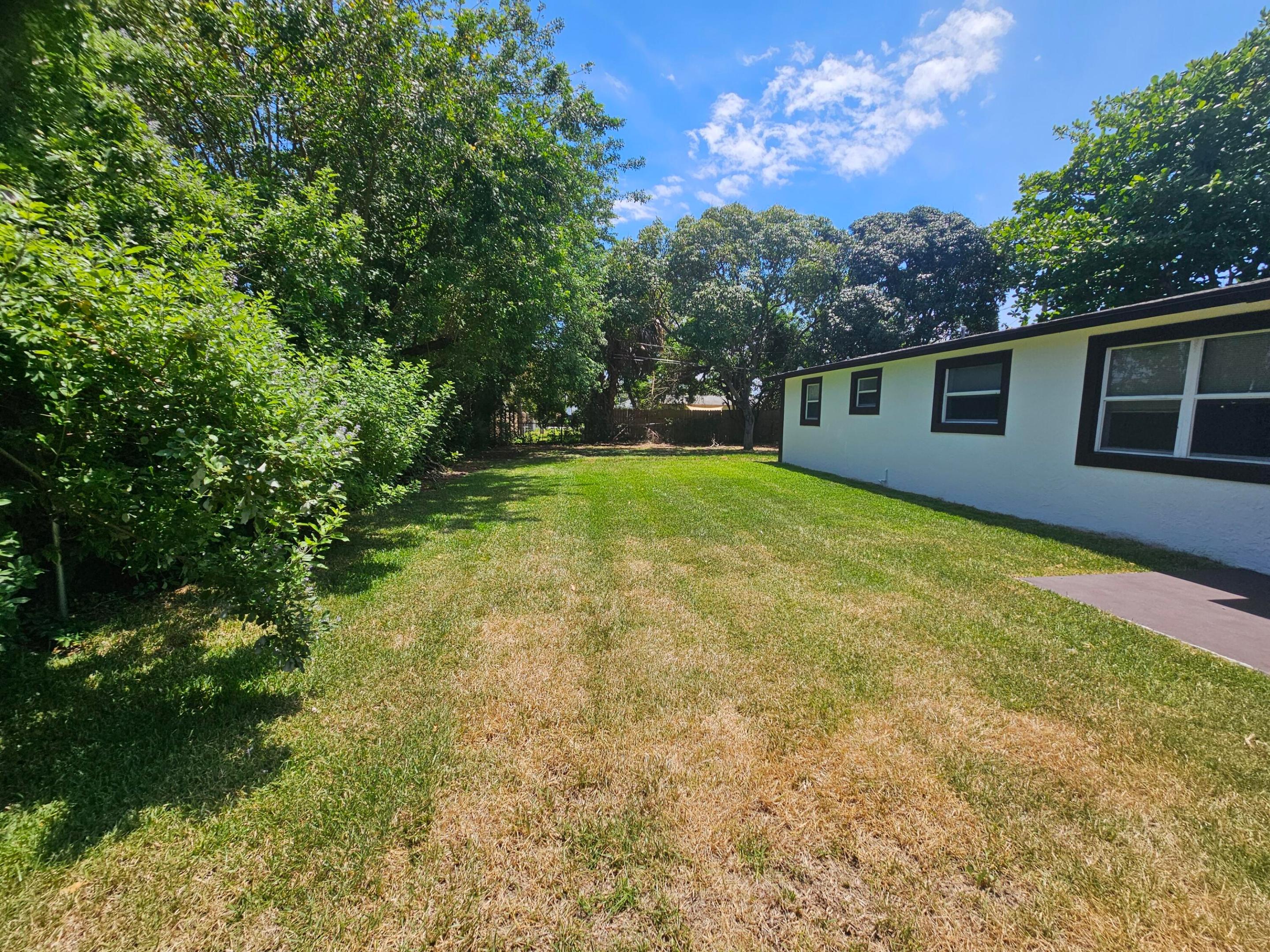 RIVIERA HEIGHTS - Residential