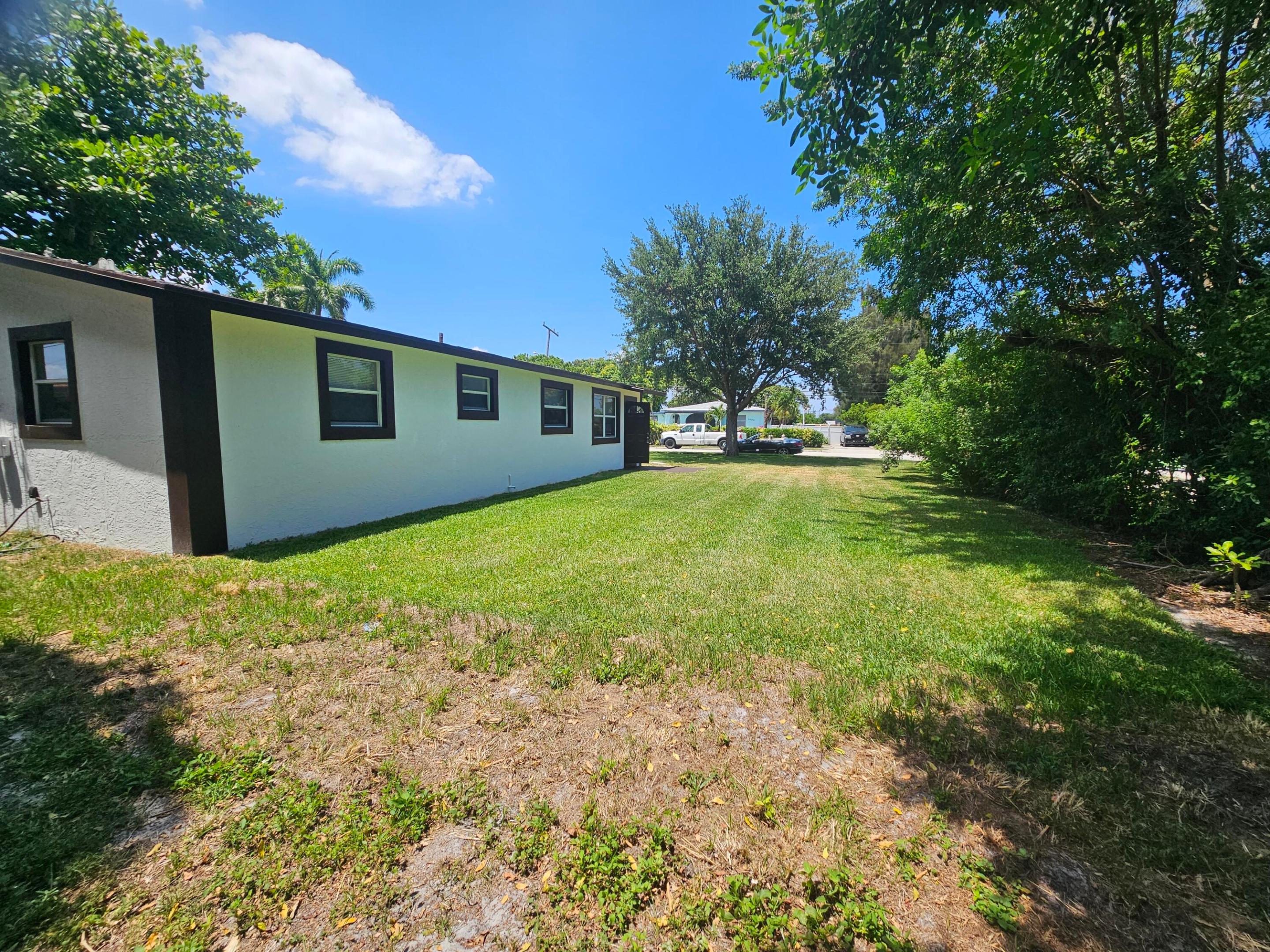 RIVIERA HEIGHTS - Residential