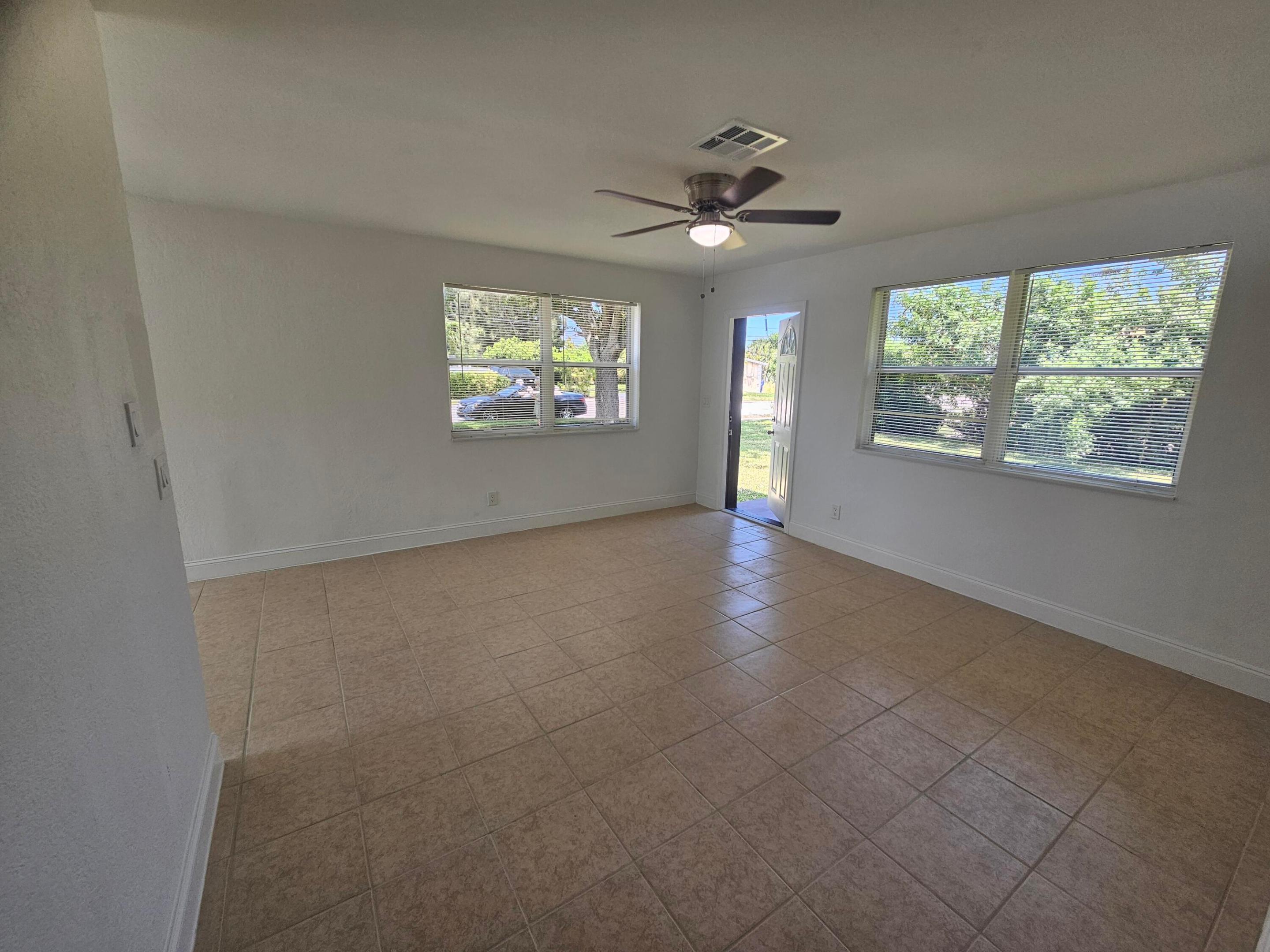 RIVIERA HEIGHTS - Residential