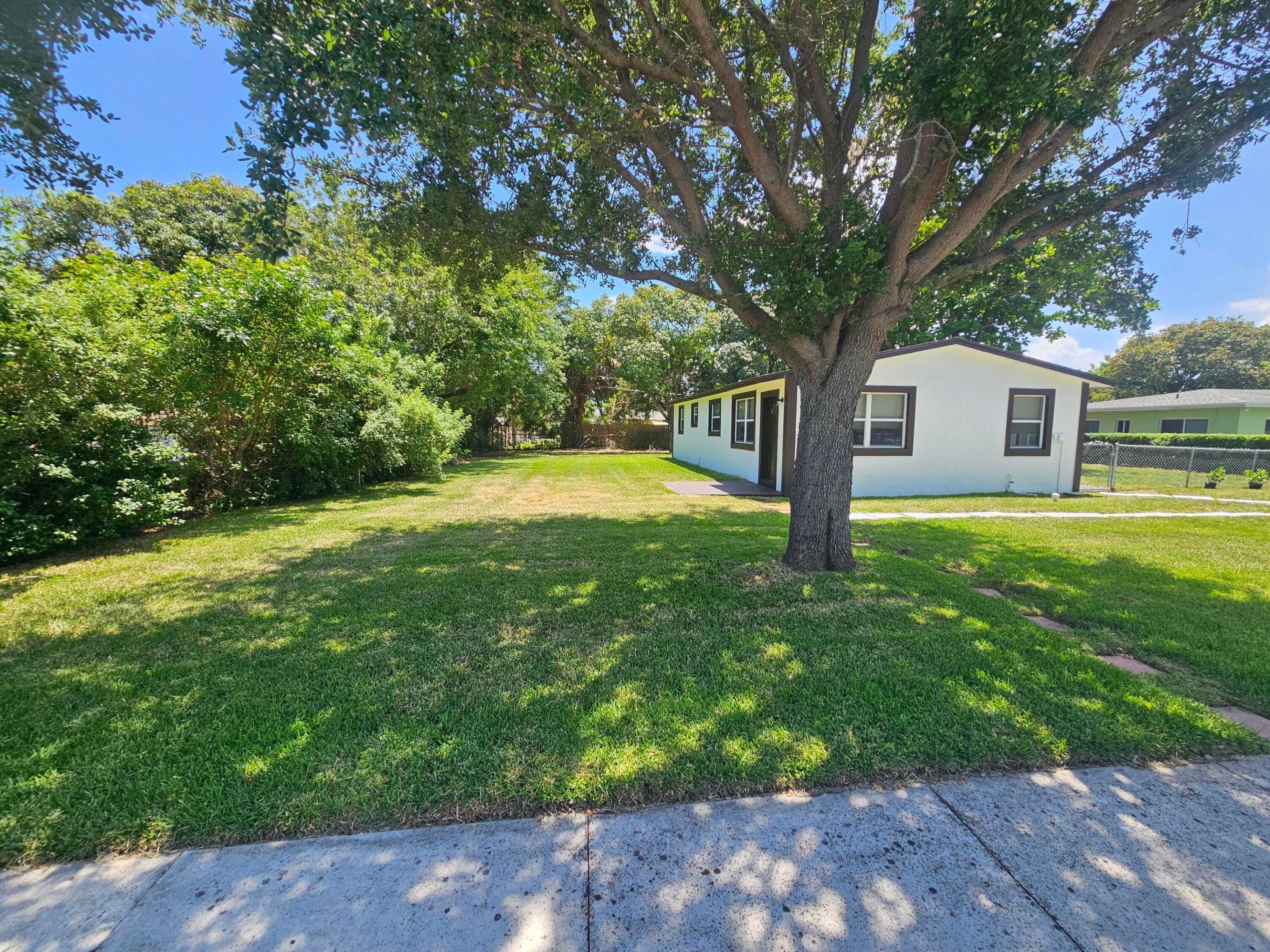 RIVIERA HEIGHTS - Residential