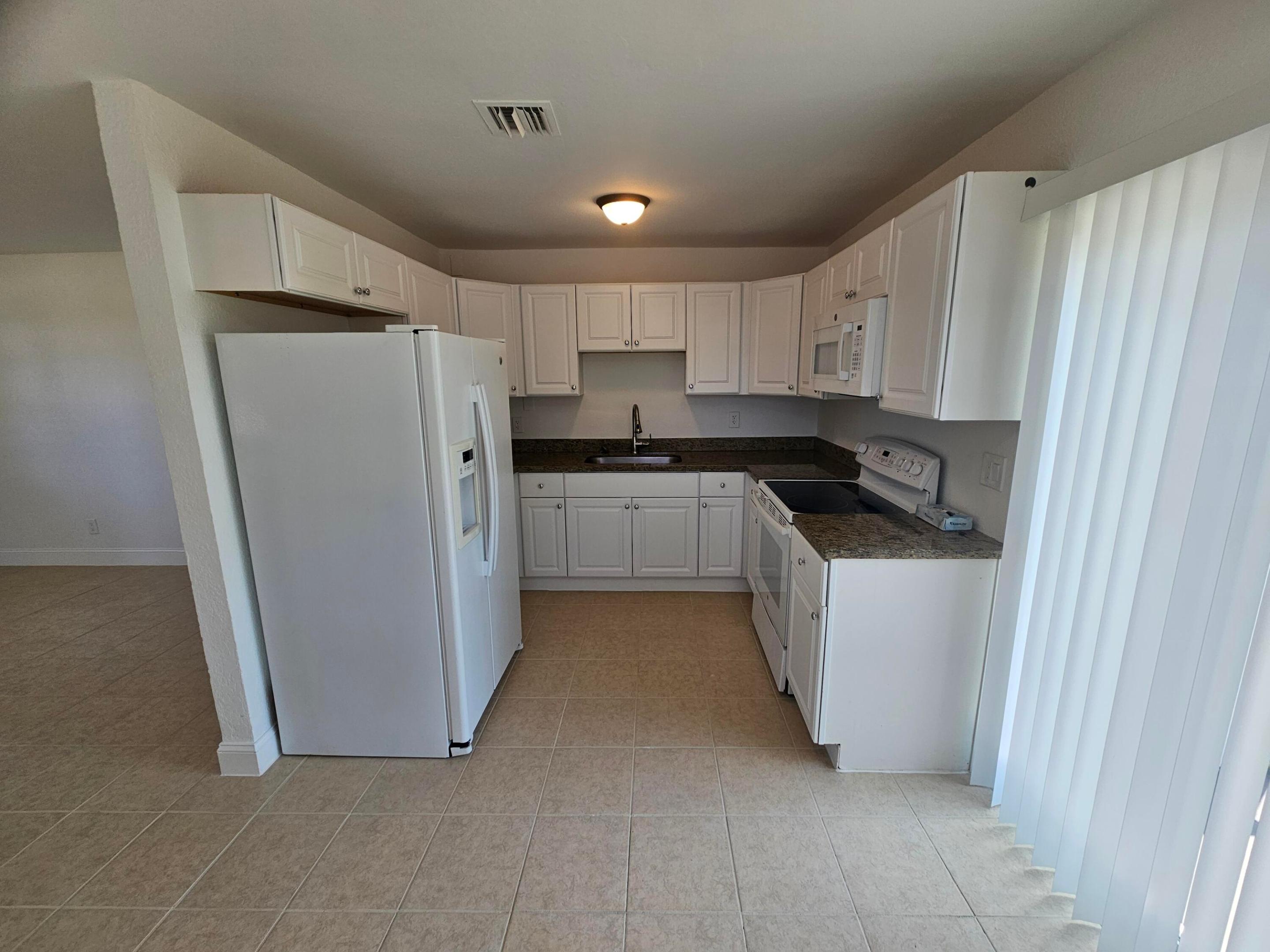 RIVIERA HEIGHTS - Residential
