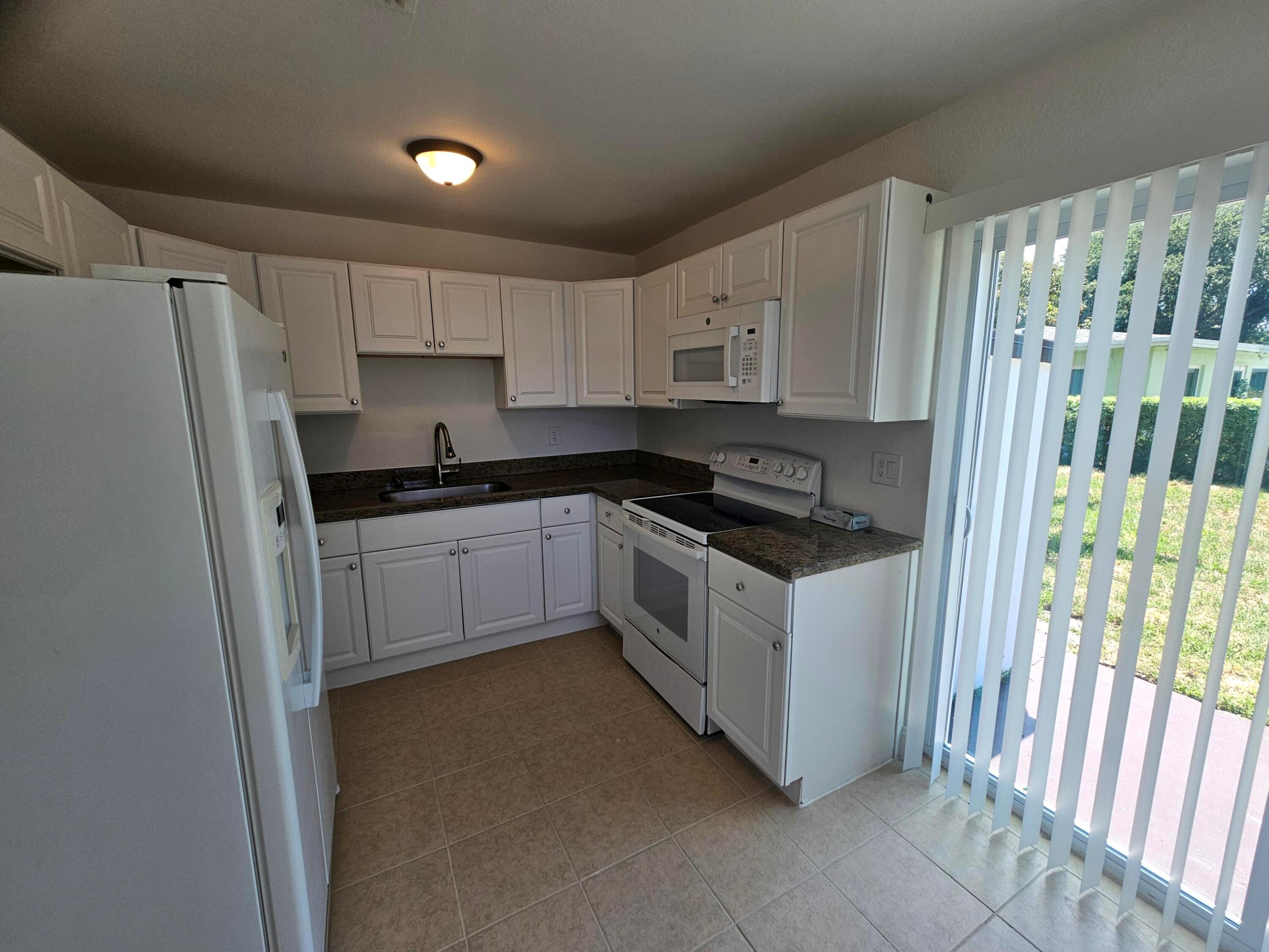 RIVIERA HEIGHTS - Residential