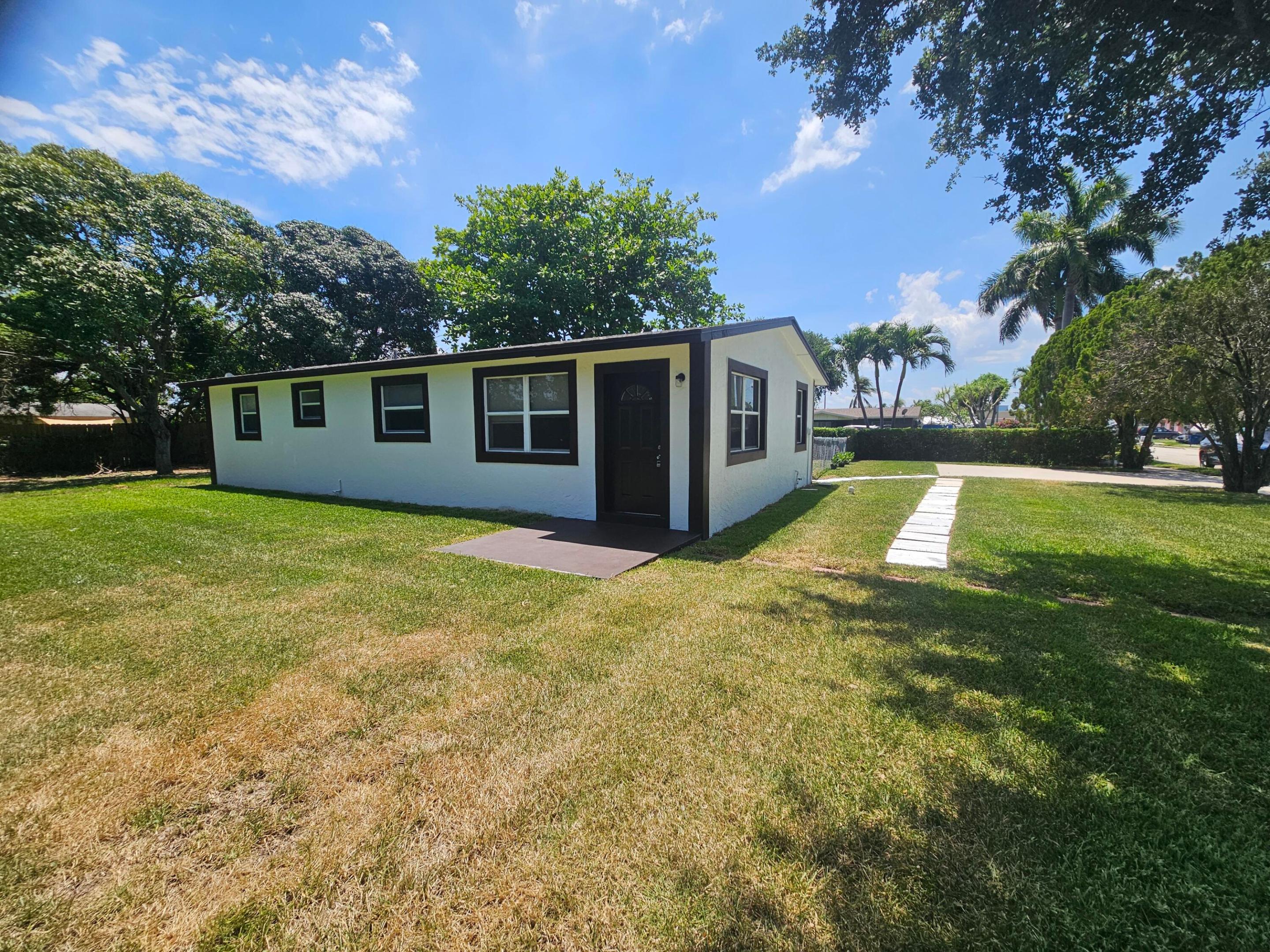 RIVIERA HEIGHTS - Residential