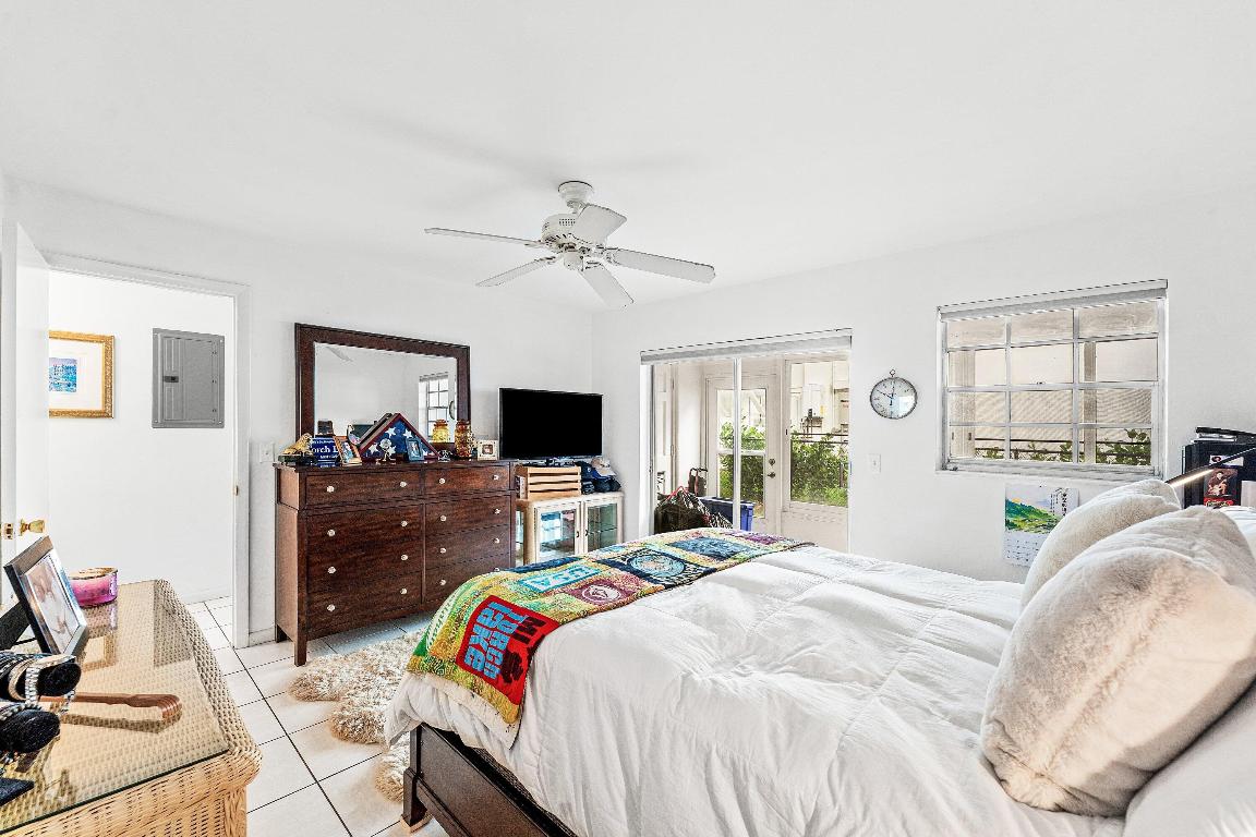 COLONIAL RIDGE CORP - Residential