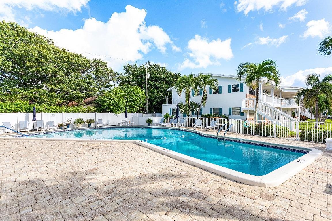 COLONIAL RIDGE CORP - Residential