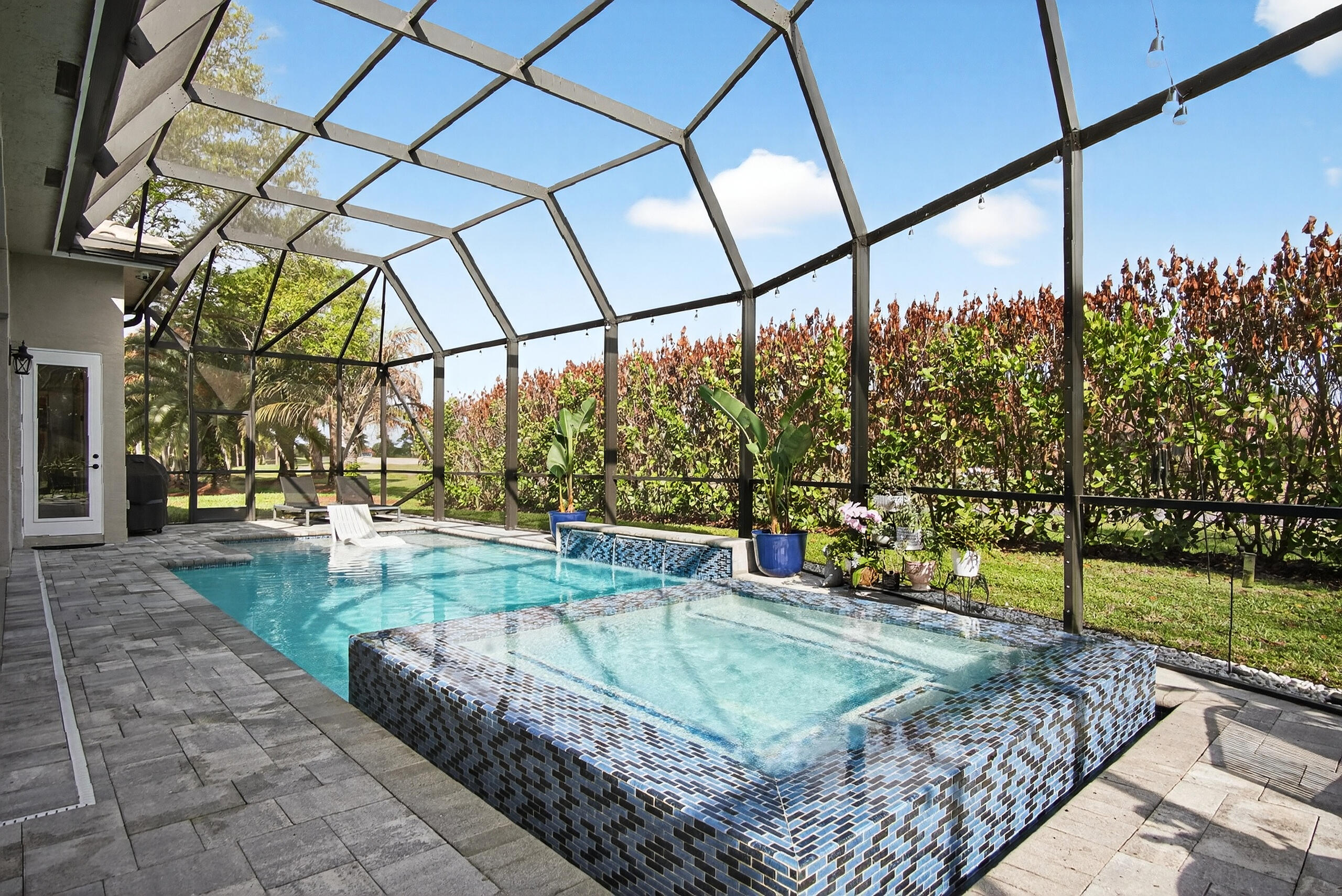 Country Club Estates - Residential