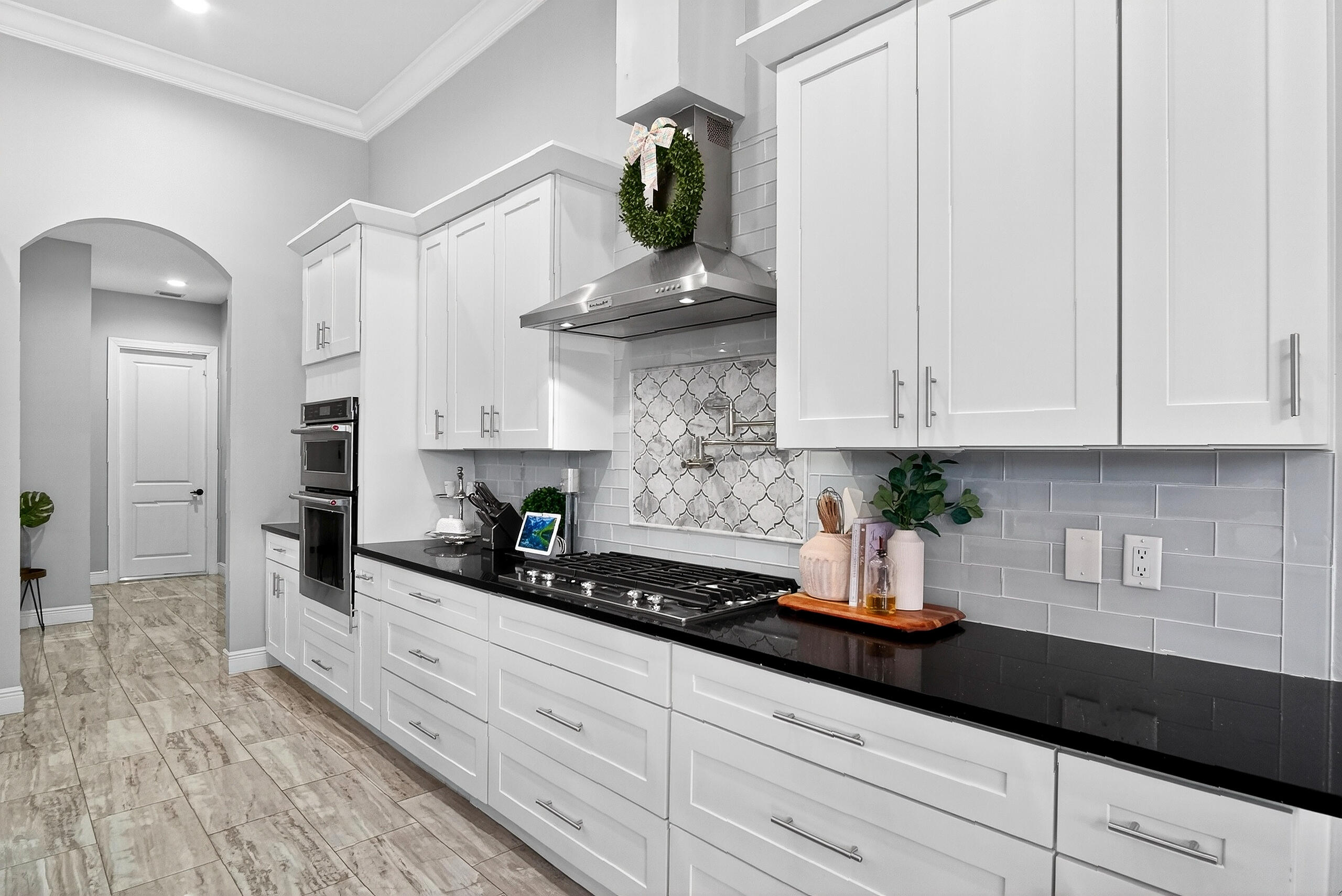 Country Club Estates - Residential