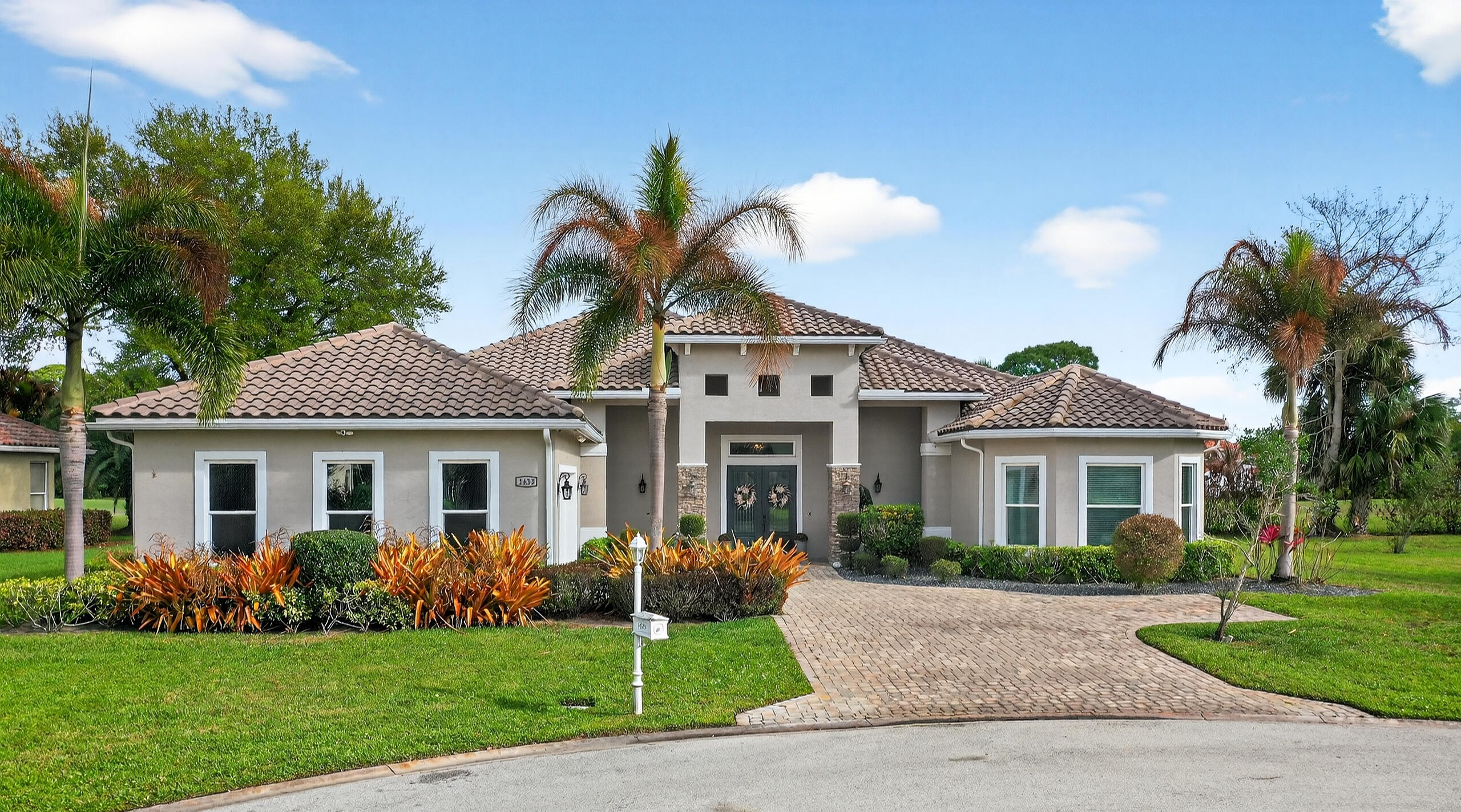 Country Club Estates - Residential
