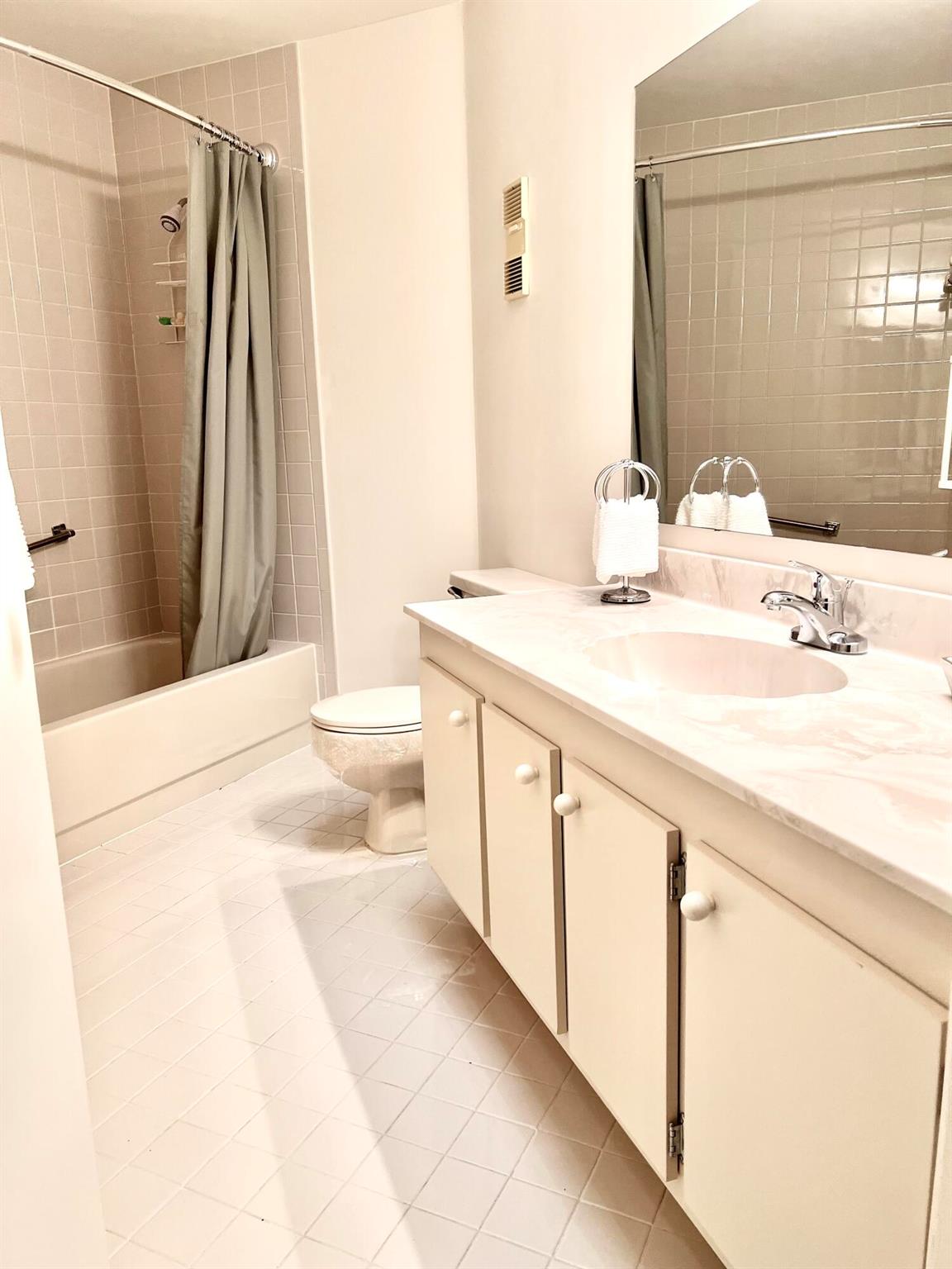 LUCERNE PARK CONDOS 1, 1A - Residential Lease