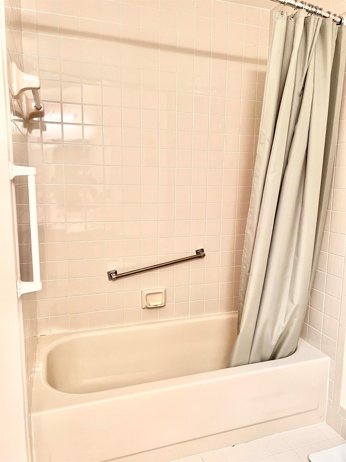 LUCERNE PARK CONDOS 1, 1A - Residential Lease