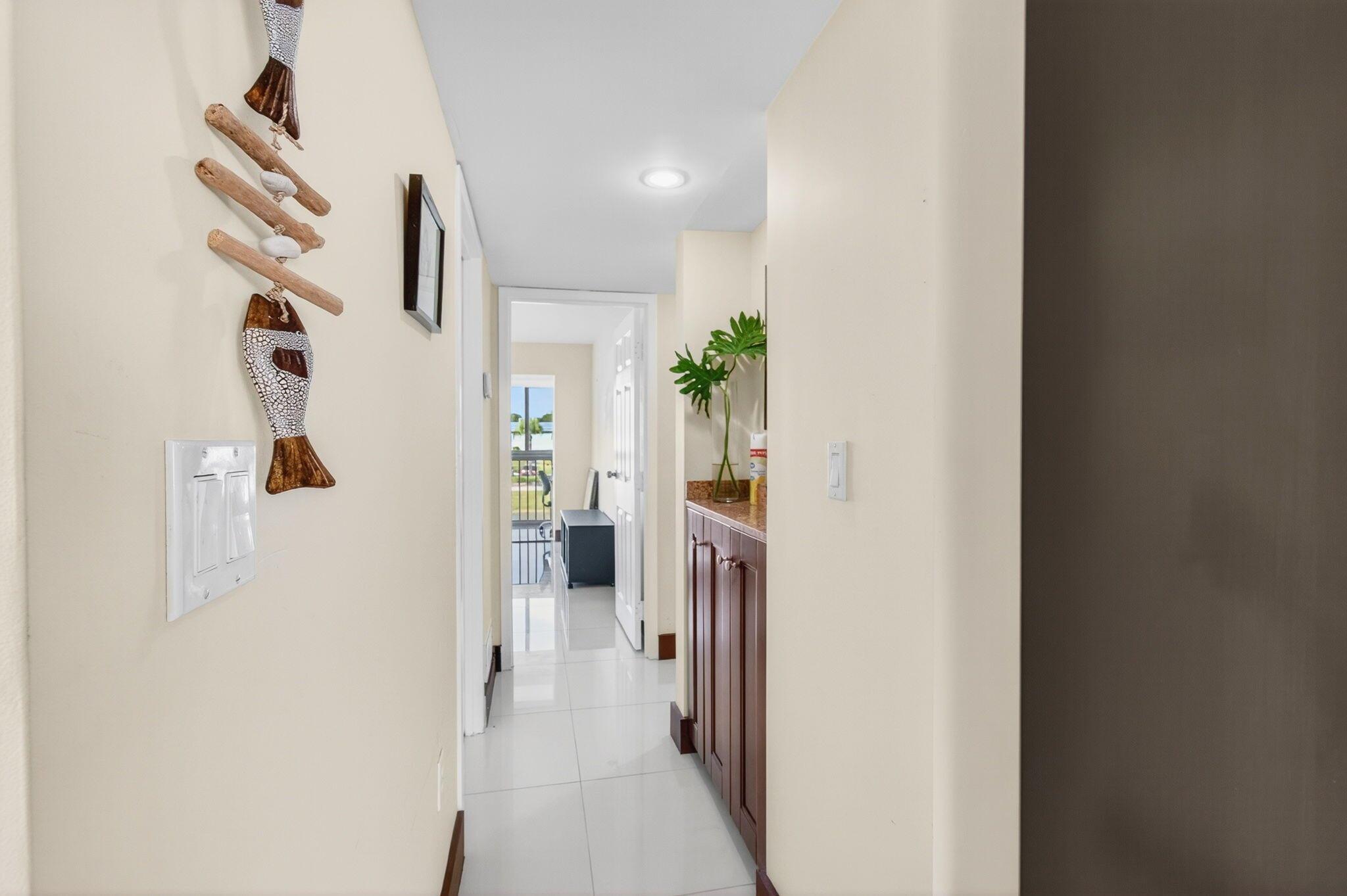 KINGS POINT - Residential