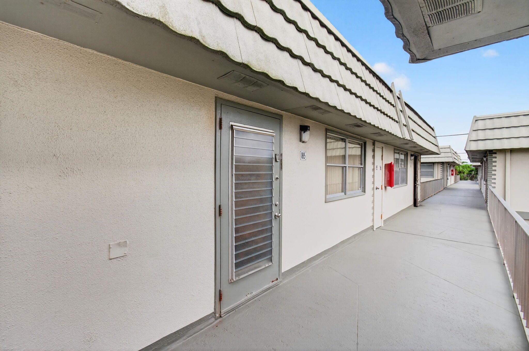 KINGS POINT - Residential