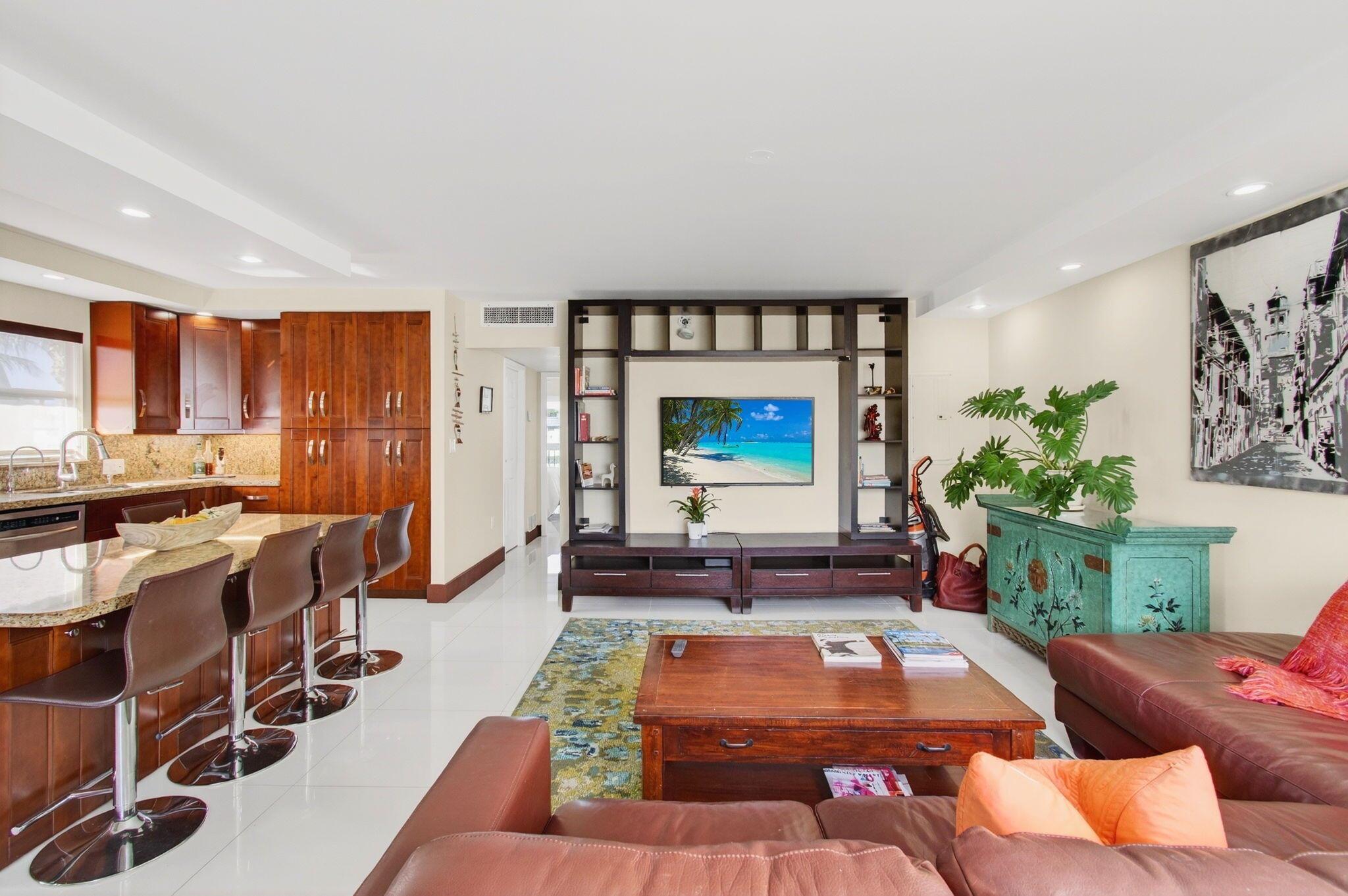 KINGS POINT - Residential