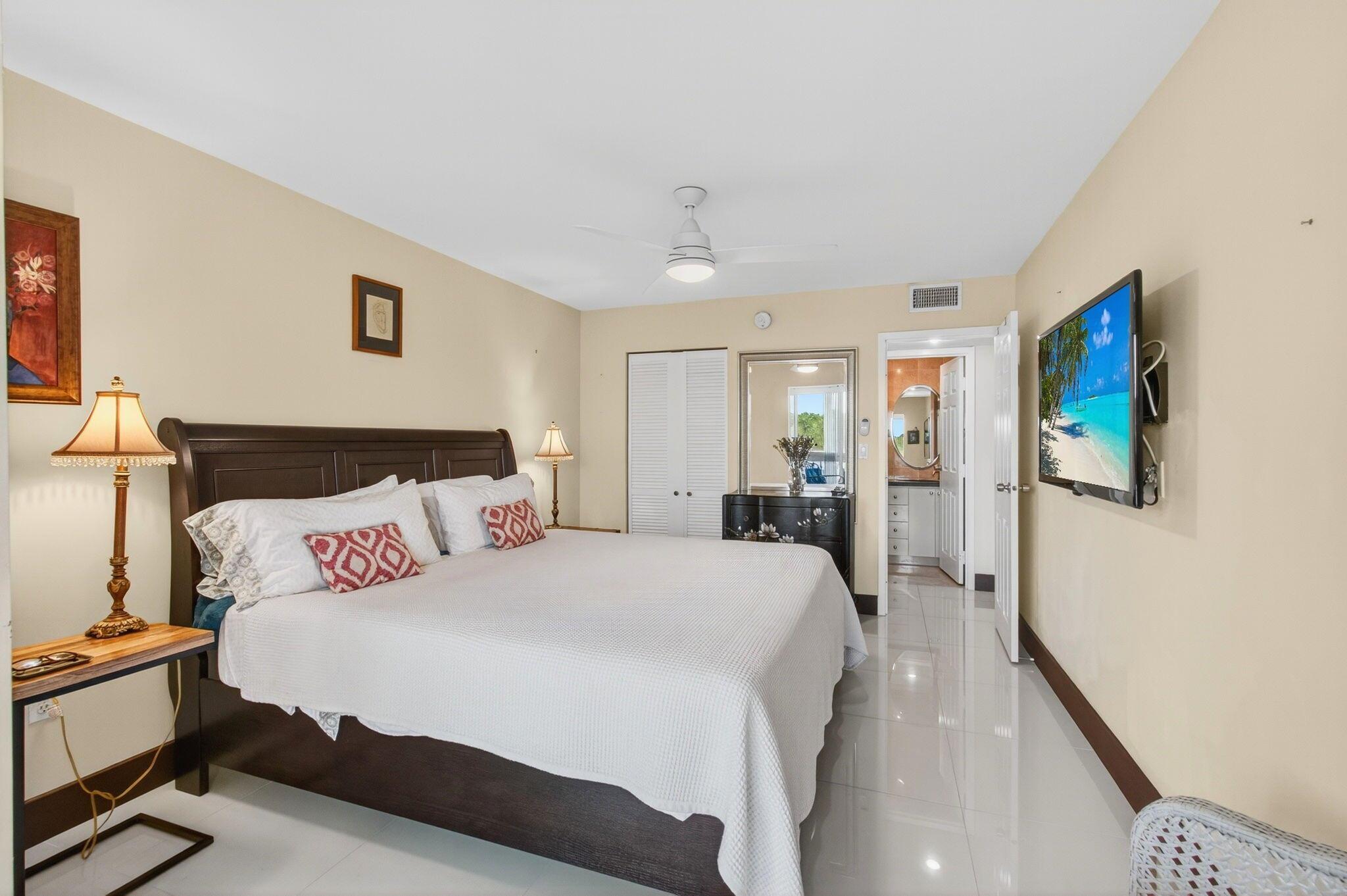 KINGS POINT - Residential