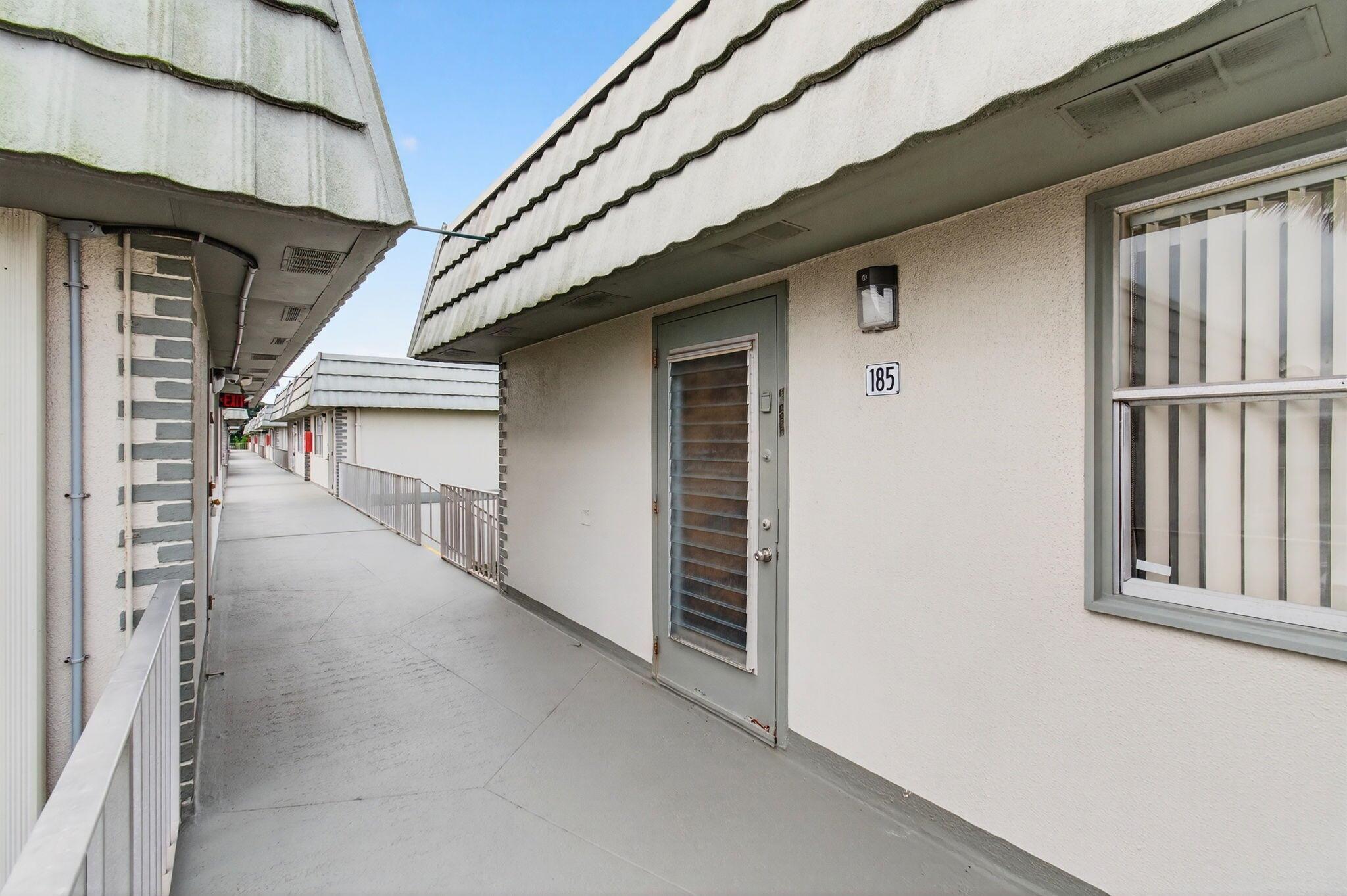 KINGS POINT - Residential