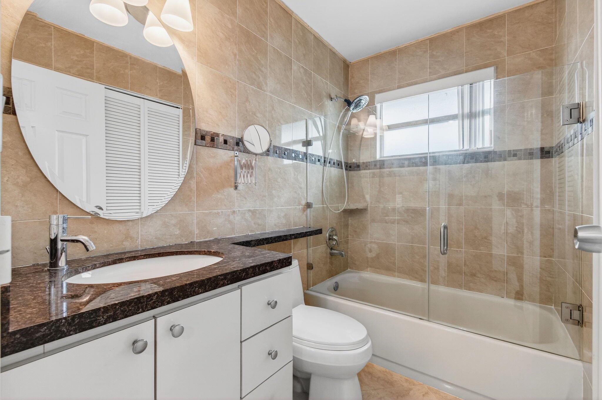 KINGS POINT - Residential