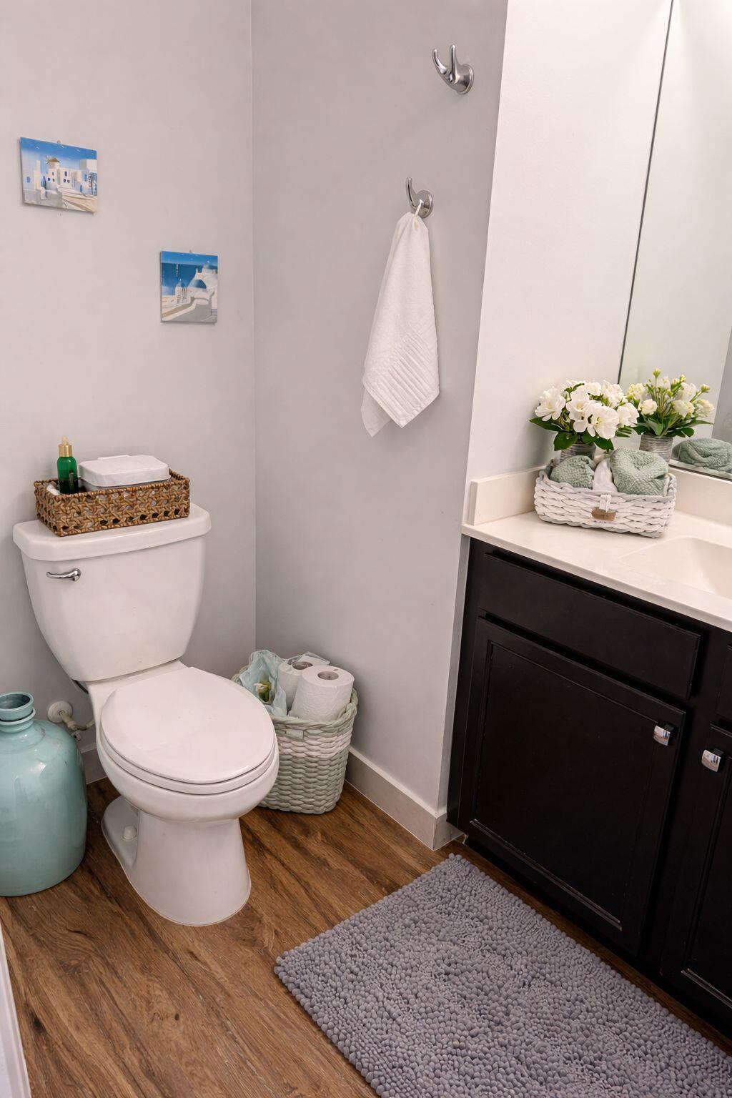 CRYSTAL LAKE 1ST SEC - Residential