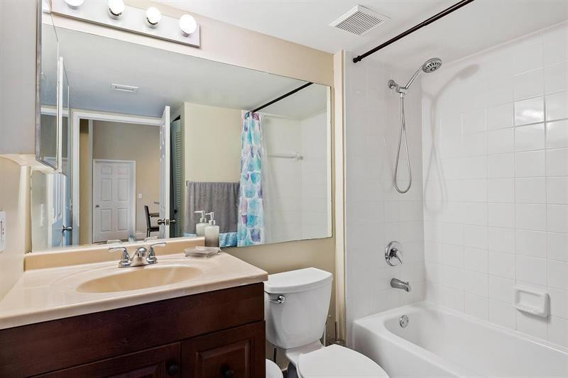 Royal Grand Condo - Residential Lease