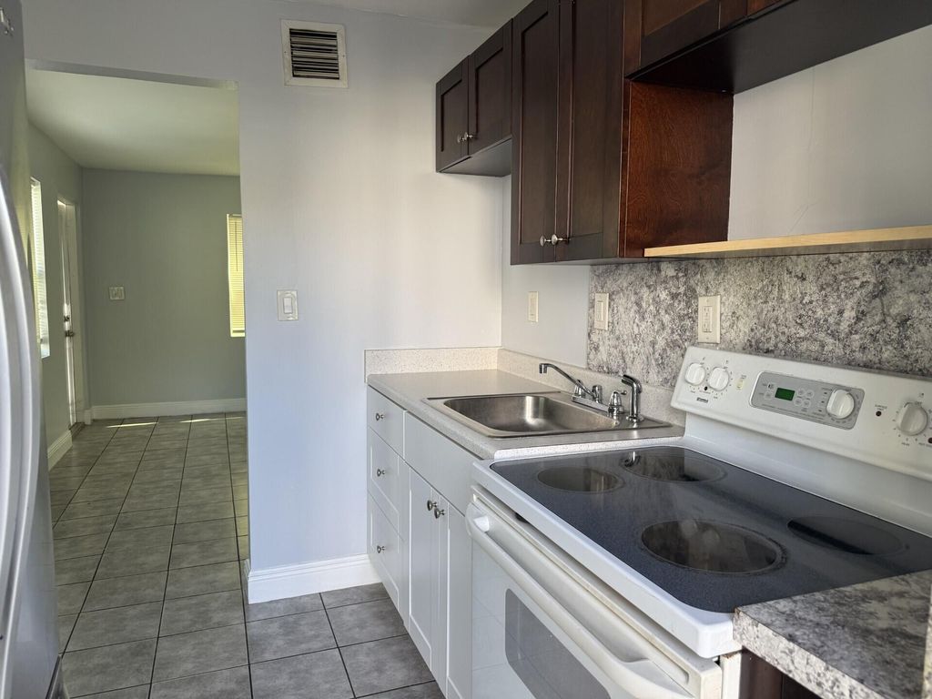 Photo of 805 3rd Street #1, West Palm Beach, FL 33401 (MLS # B26014031)