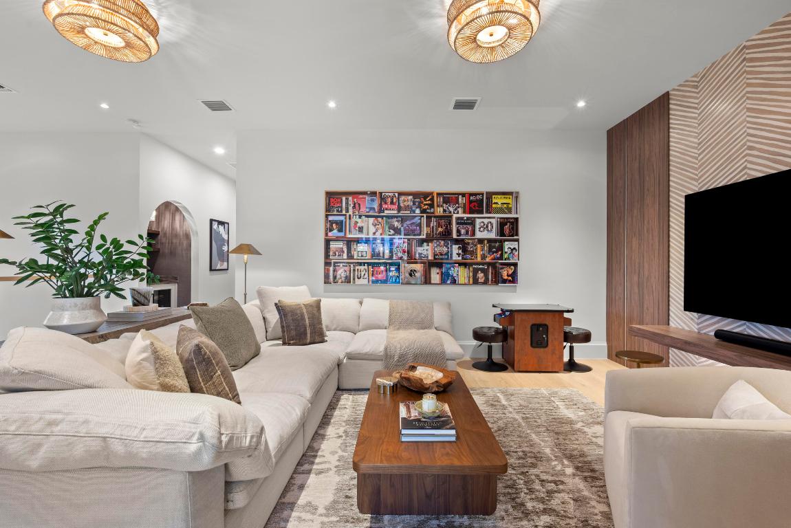 OCEAN HEIGHTS - Residential