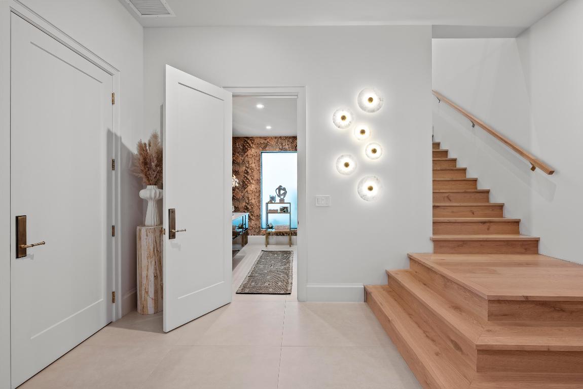 OCEAN HEIGHTS - Residential