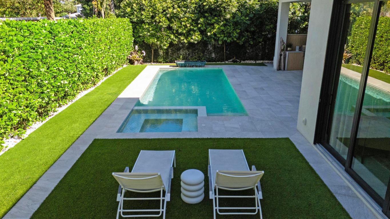 OCEAN HEIGHTS - Residential