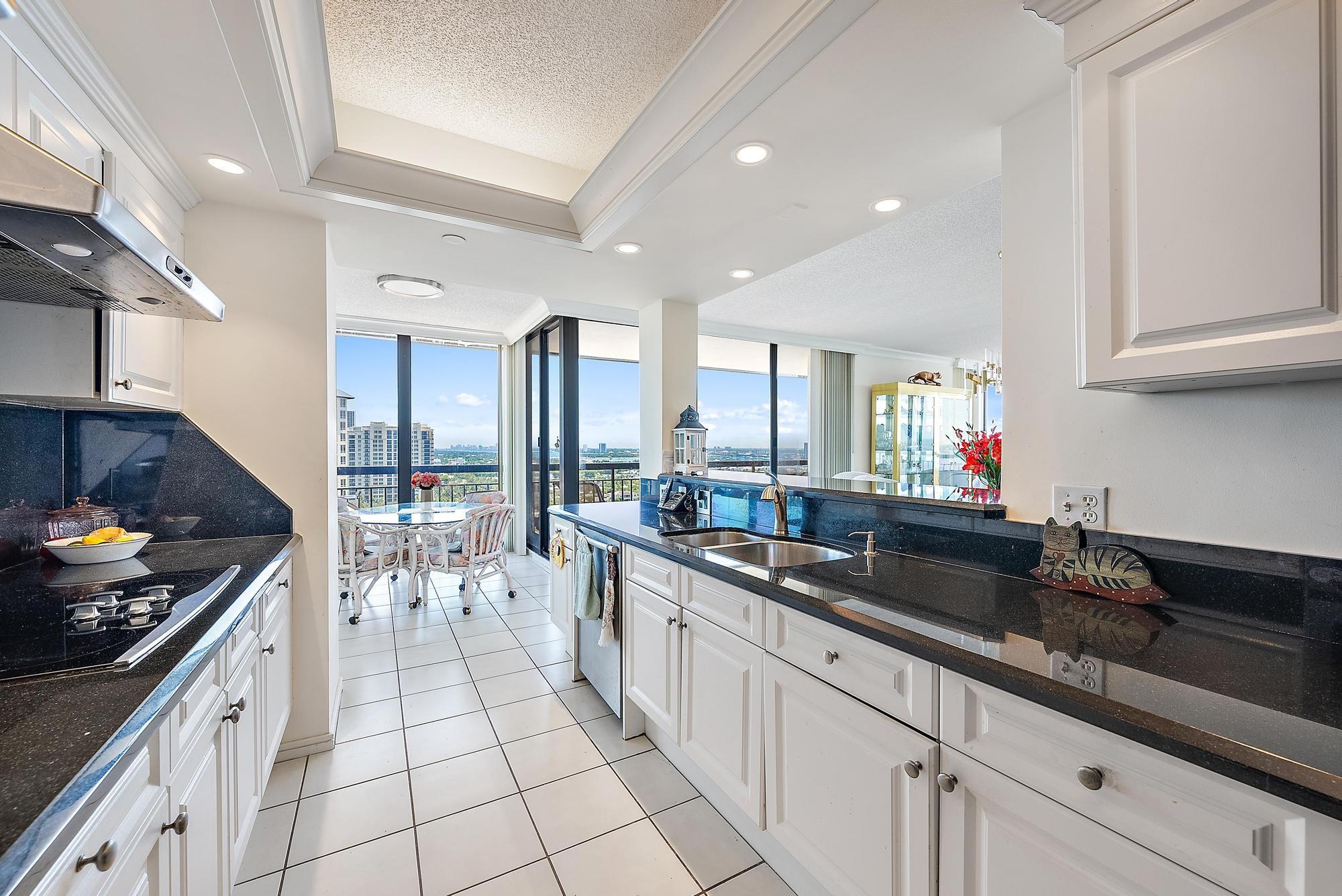 Martinique II - Residential