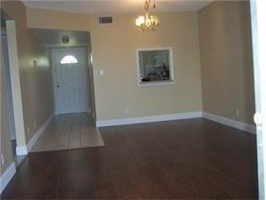 SPACIOUS ONE LARGE BEDROOM/ ONE BATH IN THE HEART OF MARGATE. NEW KITCHEN WITH QUARTZ COUNTERTOP, NEW APPLIANCES, LAMINATE AND CERAMIC FLOORS THROUGHOUT, SPACIOUS WALKIN'IN CLOSET, TANKLESS WATER HEATHER, FRESHLY PAINTED, IMPACT WINDOWS, AND LARGE SCREENED BALCONY. **ASSOCIATION REQUIRES A MINIMUM 650 CREDIT SCORE OR BETTER** ***ONLY 1 CAR ALLOWED***