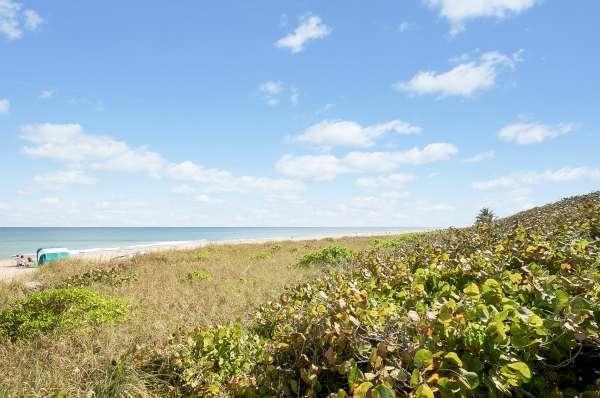 SEA RANCH CLUB - Residential