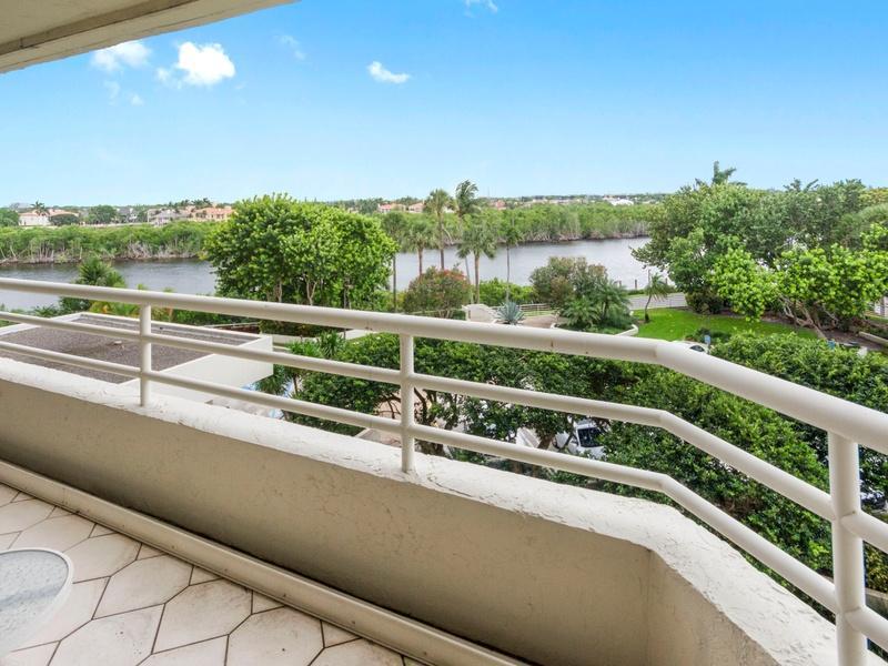 SEA RANCH CLUB - Residential